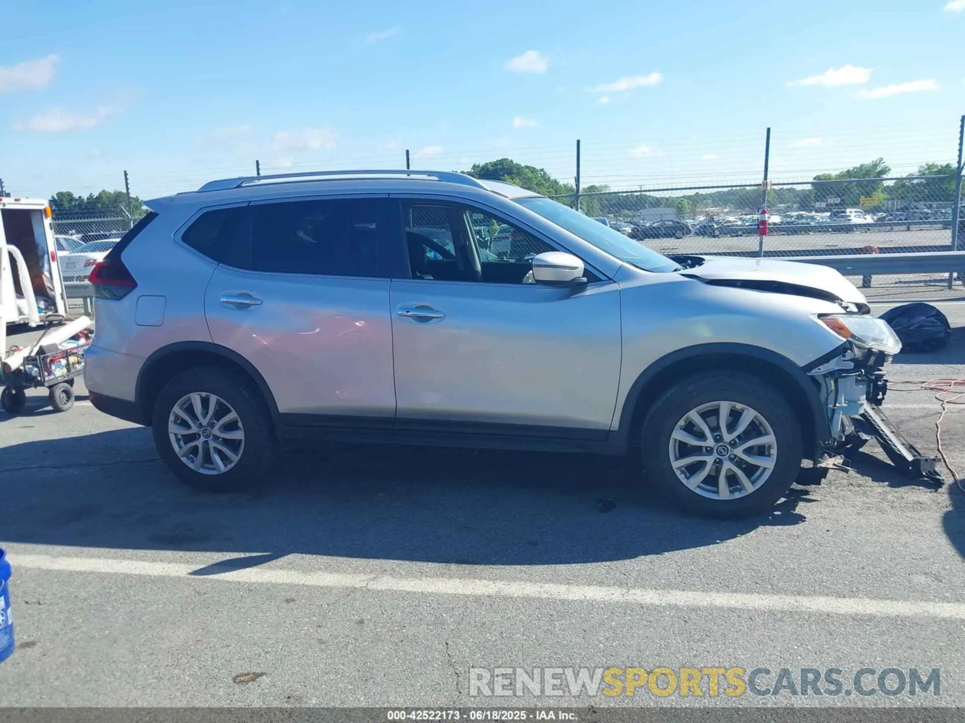 13 fotografías del automóvil dañado JN8AT2MV8LW104092 NISSAN ROGUE 2020