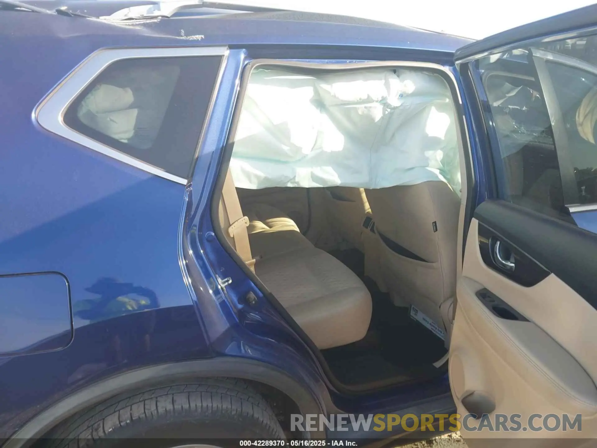 8 fotografías del automóvil dañado JN8AT2MV9LW104831 NISSAN ROGUE 2020