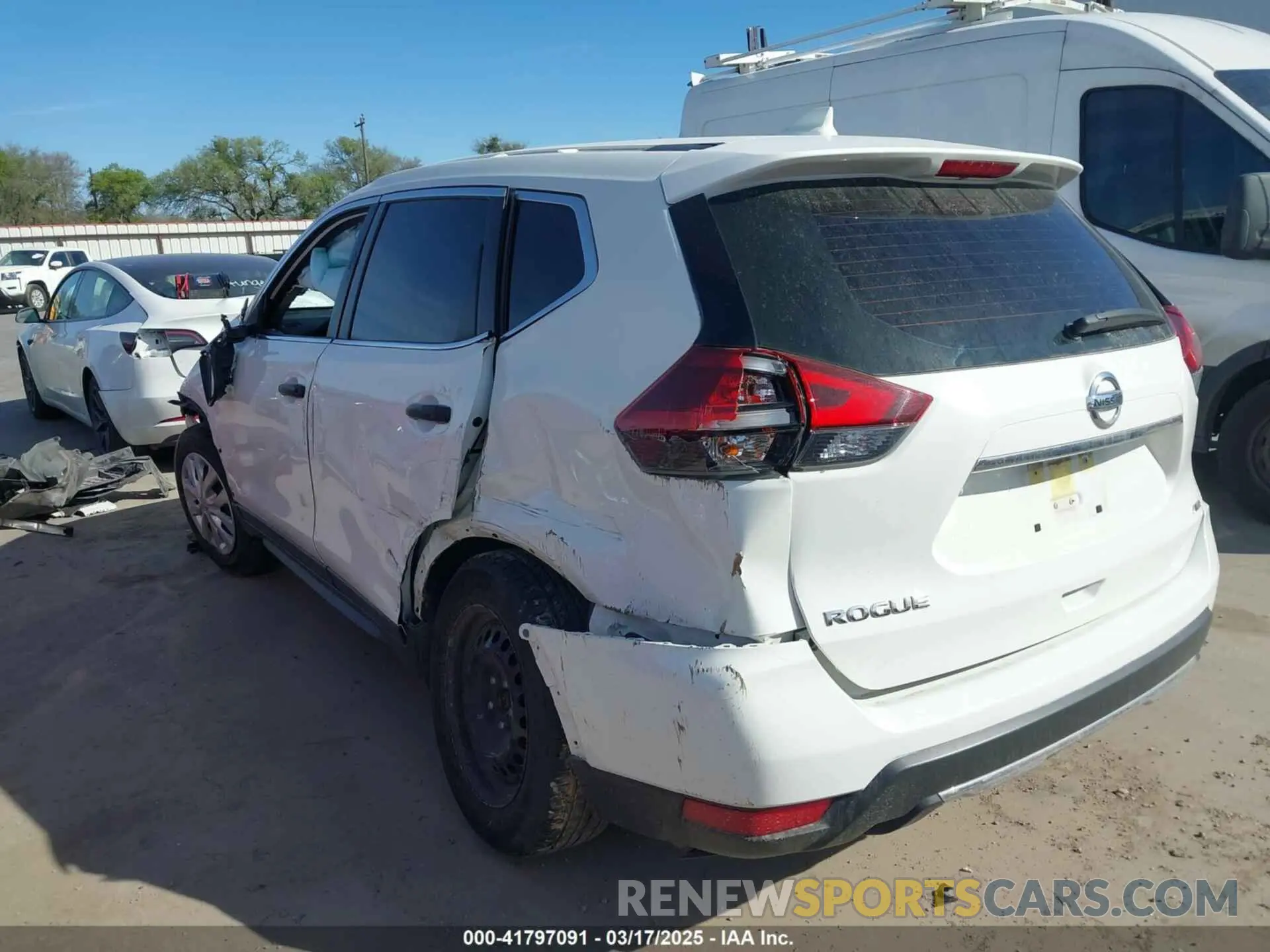 3 fotografías del automóvil dañado JN8AT2MV9LW139224 NISSAN ROGUE 2020