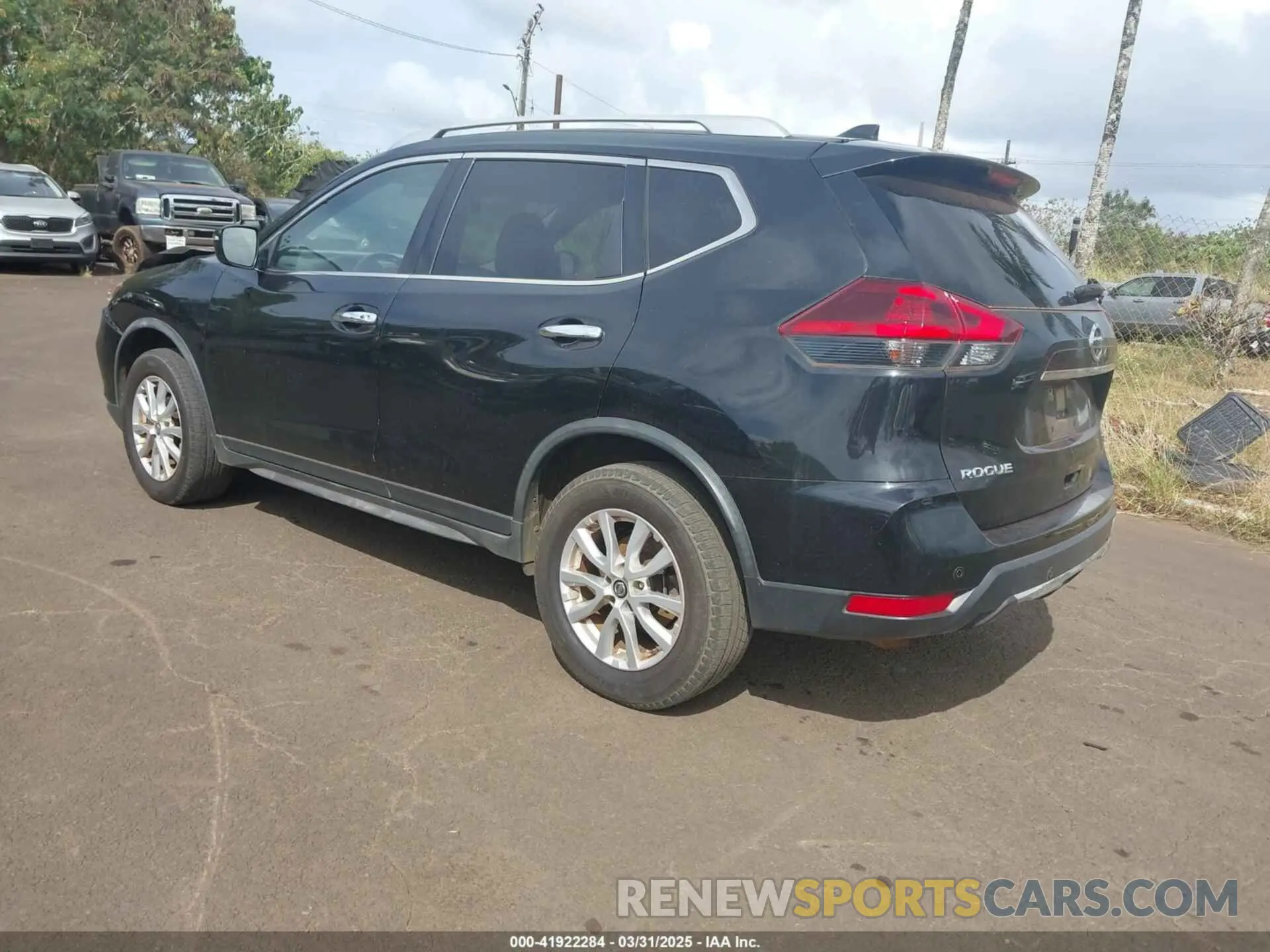 3 fotografías del automóvil dañado JN8AT2MVXLW109696 NISSAN ROGUE 2020