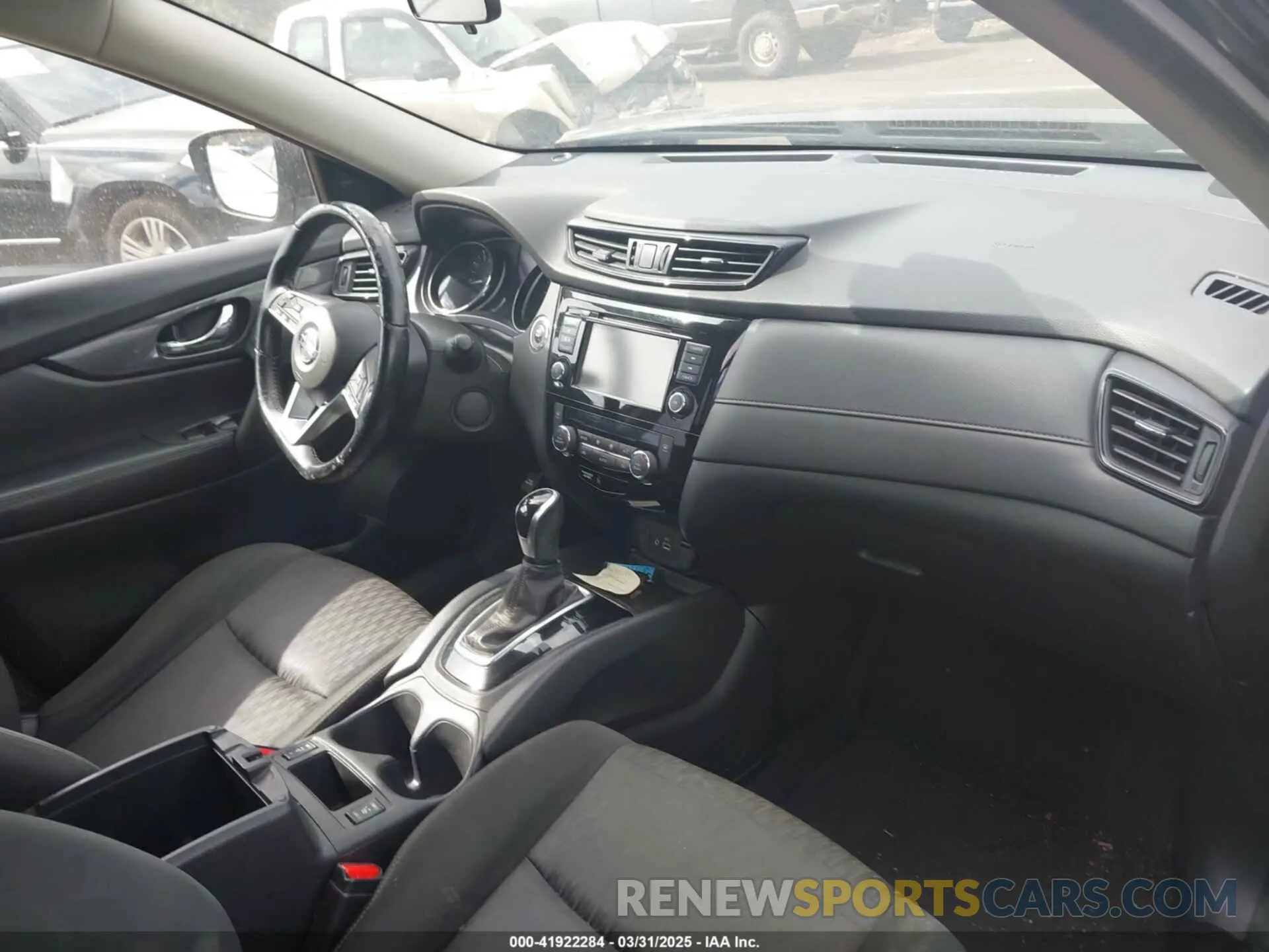 5 fotografías del automóvil dañado JN8AT2MVXLW109696 NISSAN ROGUE 2020