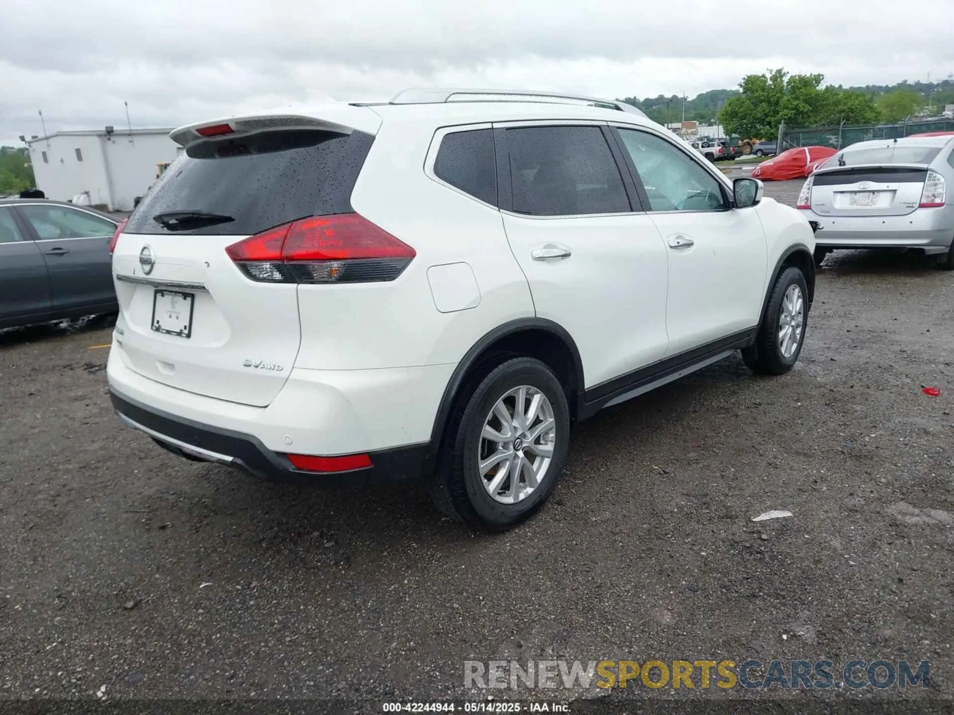 4 fotografías del automóvil dañado JN8AT2MVXLW112758 NISSAN ROGUE 2020