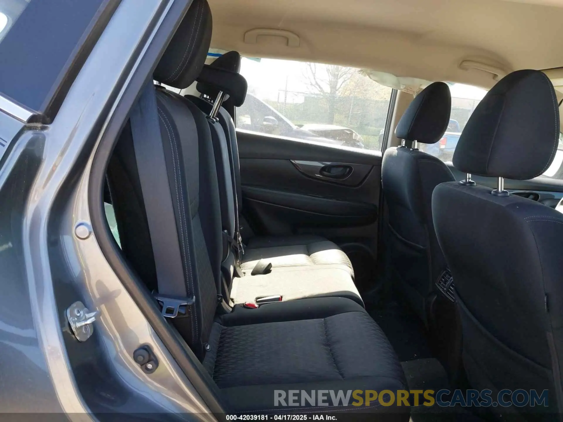 8 fotografías del automóvil dañado JN8AT2MVXLW130130 NISSAN ROGUE 2020