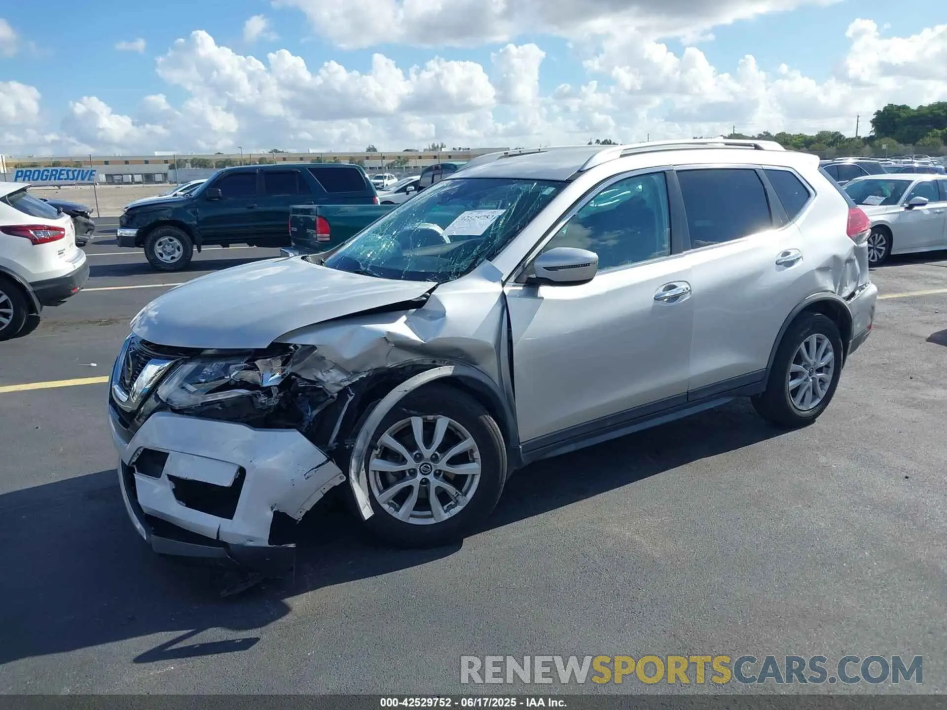 2 fotografías del automóvil dañado KNMAT2MT0LP515412 NISSAN ROGUE 2020