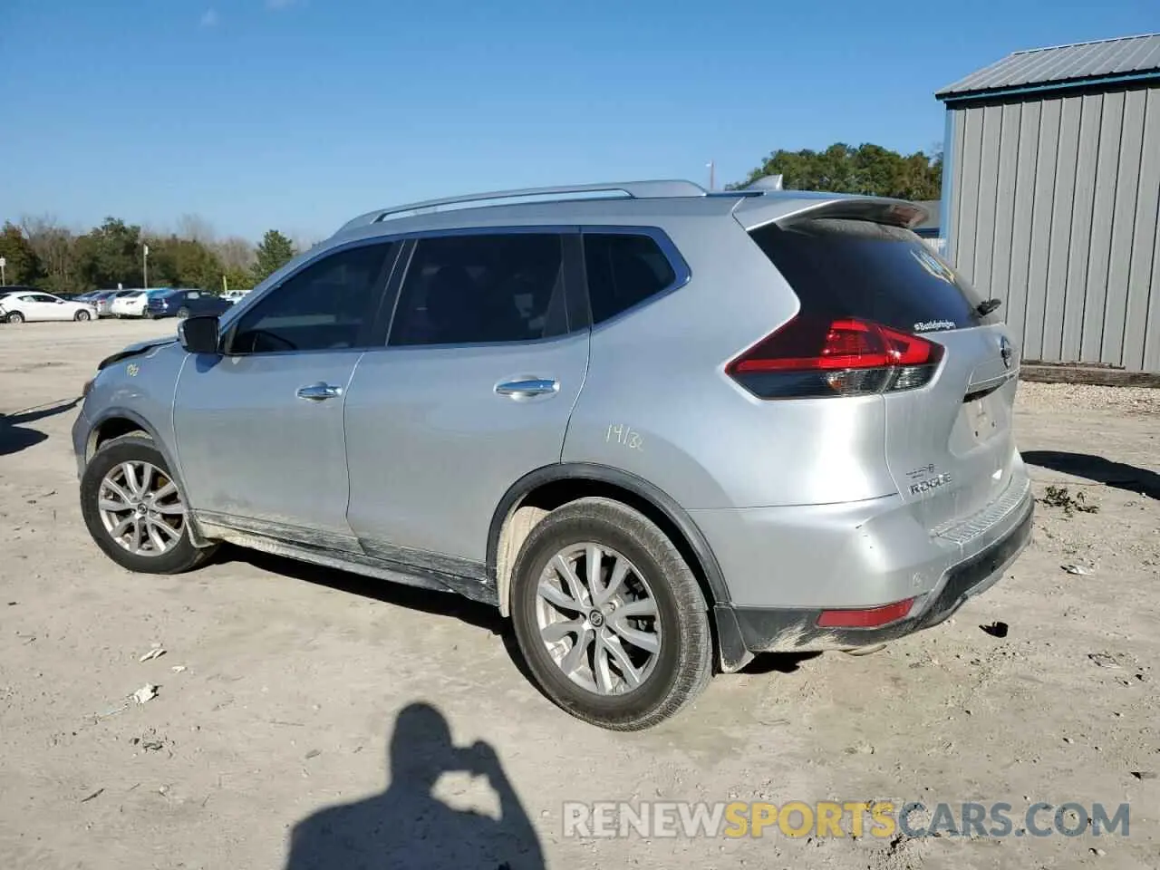 2 fotografías del automóvil dañado KNMAT2MT1LP523289 NISSAN ROGUE 2020