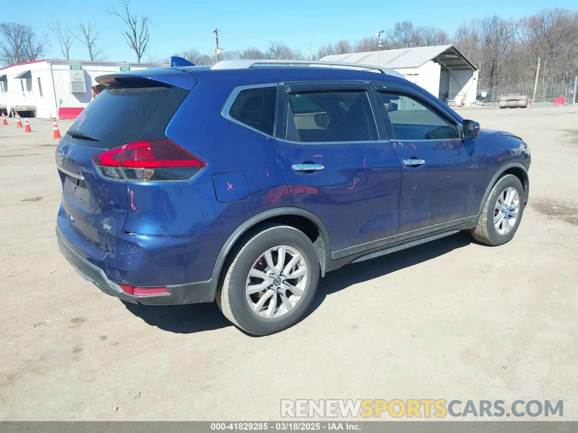 4 fotografías del automóvil dañado KNMAT2MT2LP511622 NISSAN ROGUE 2020