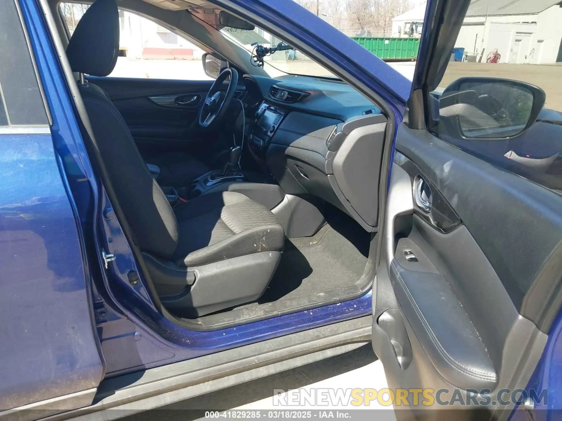 5 fotografías del automóvil dañado KNMAT2MT2LP511622 NISSAN ROGUE 2020