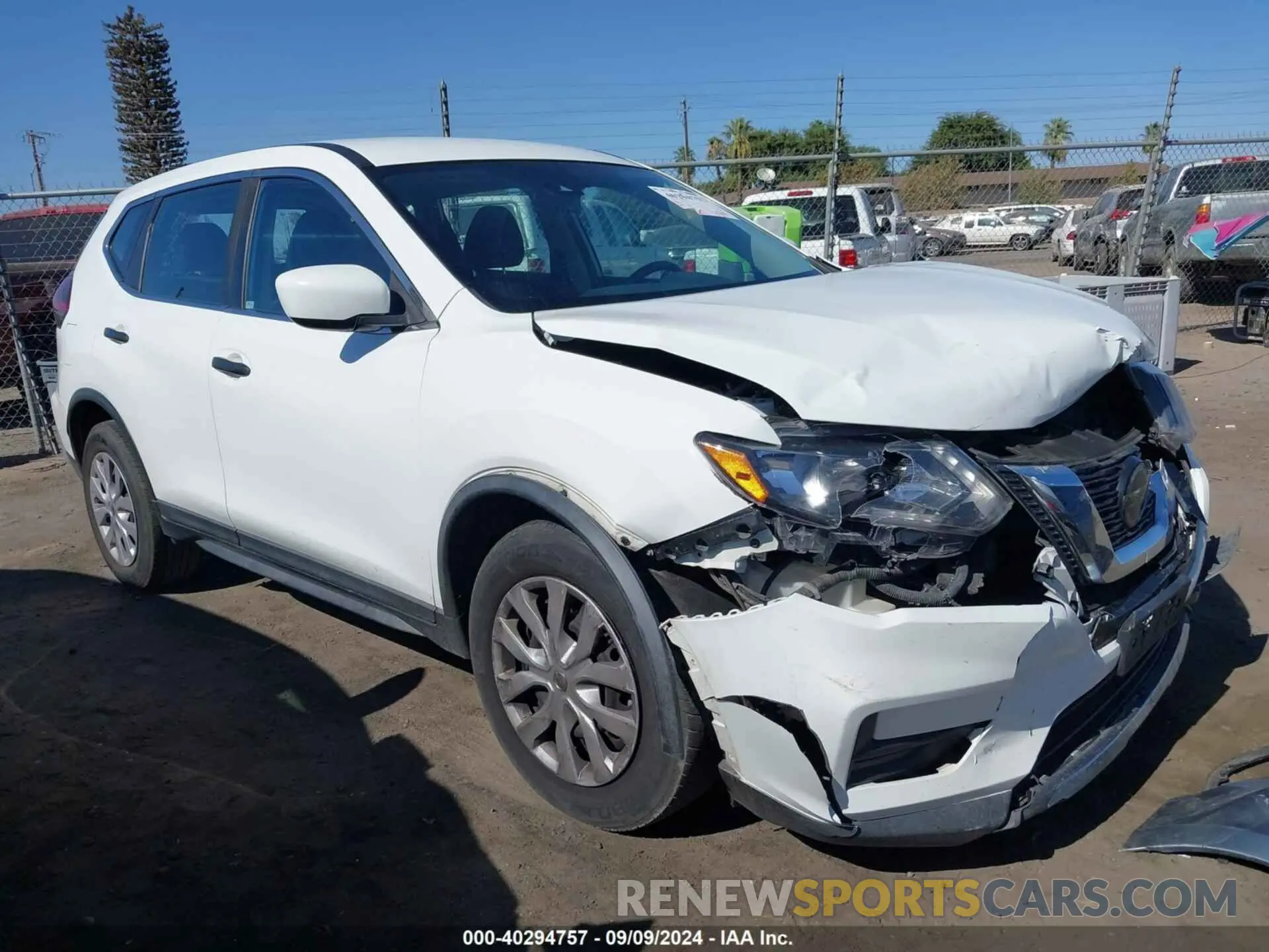 13 fotografías del automóvil dañado KNMAT2MT2LP533409 NISSAN ROGUE 2020