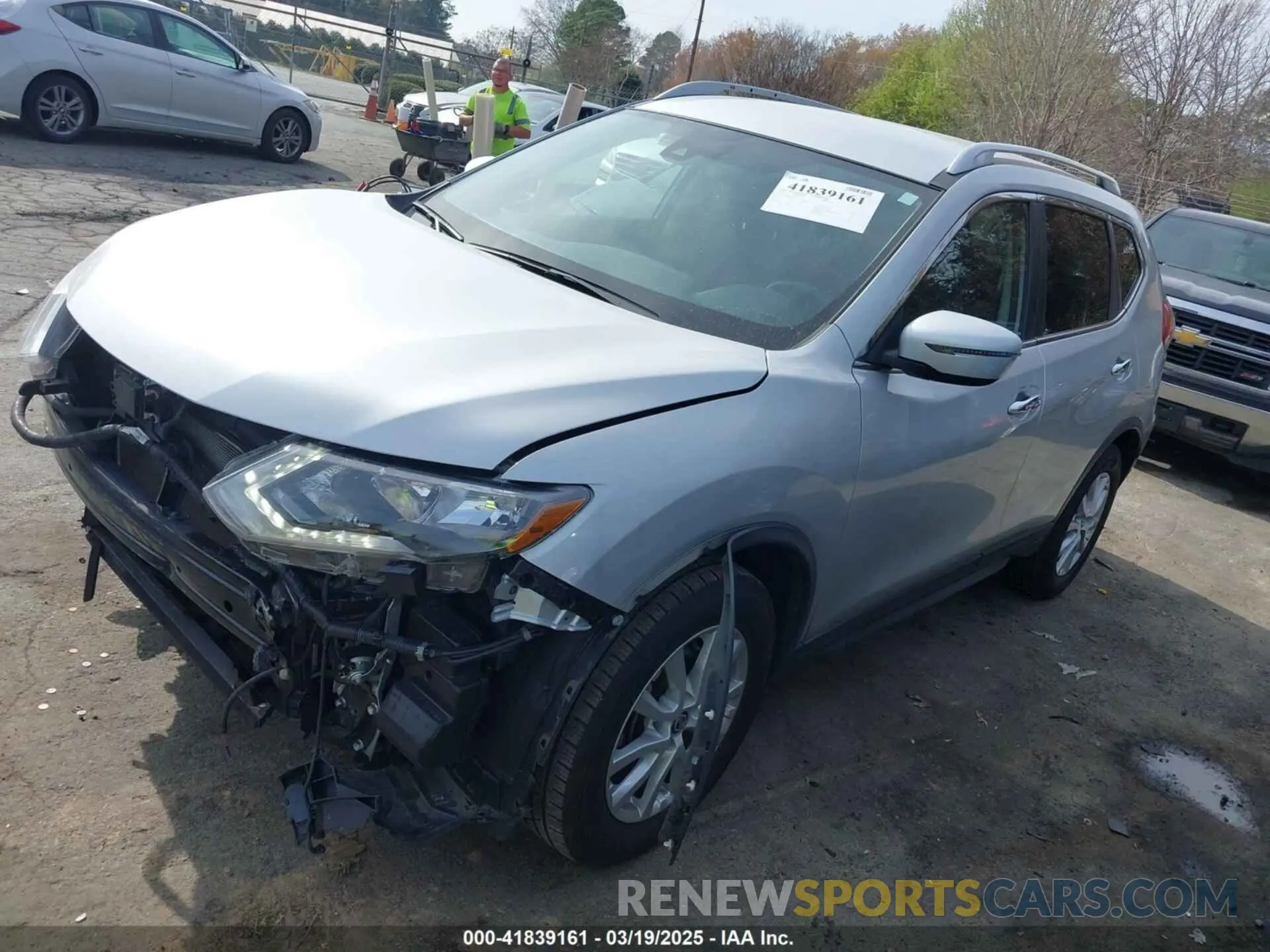 2 fotografías del automóvil dañado KNMAT2MT2LP533801 NISSAN ROGUE 2020