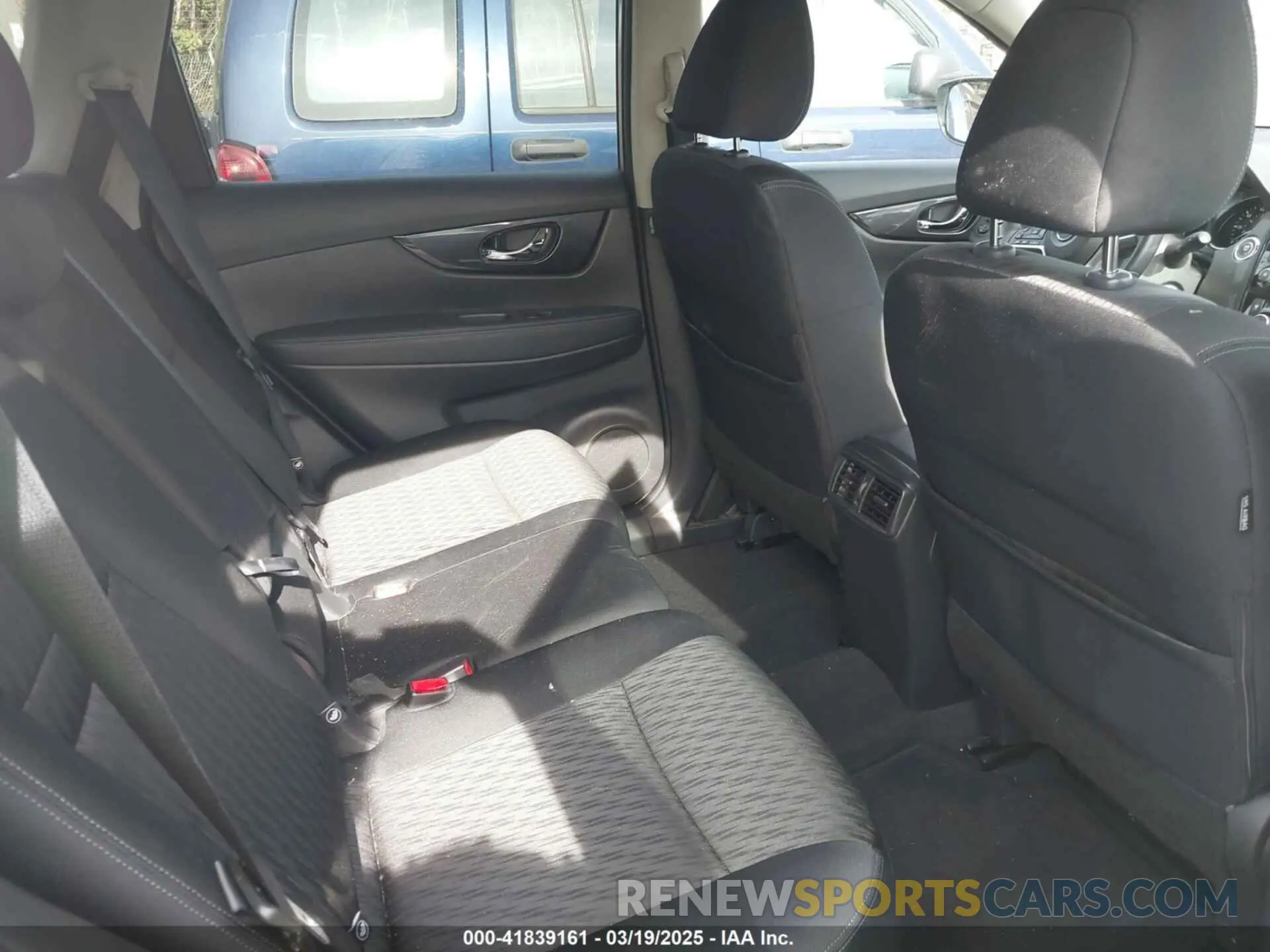 8 fotografías del automóvil dañado KNMAT2MT2LP533801 NISSAN ROGUE 2020