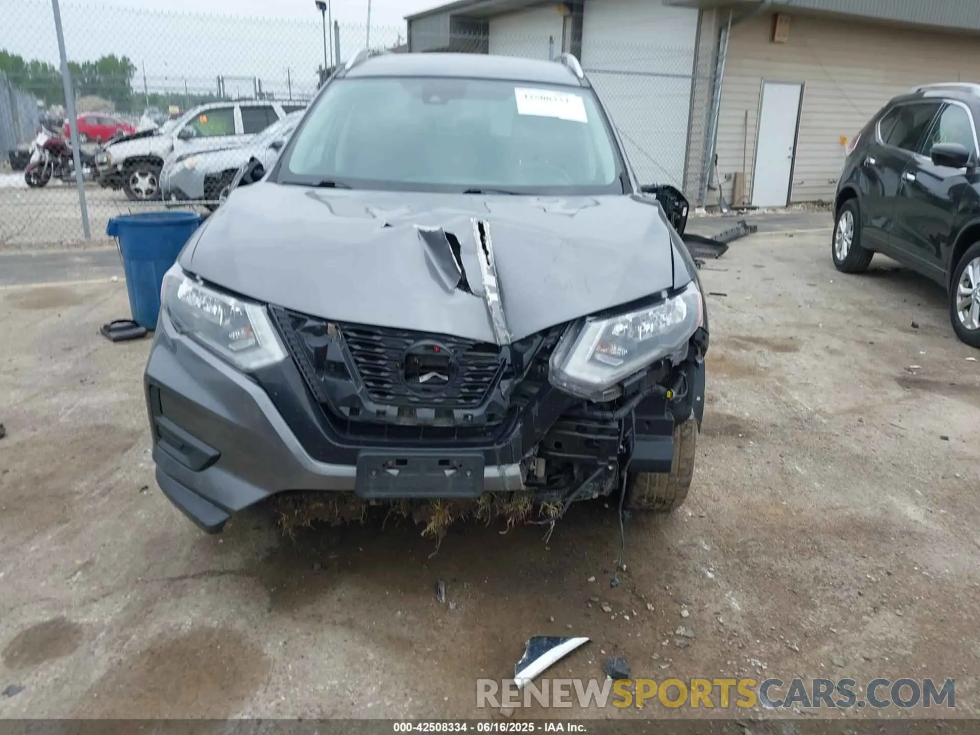 12 fotografías del automóvil dañado KNMAT2MT2LP538951 NISSAN ROGUE 2020