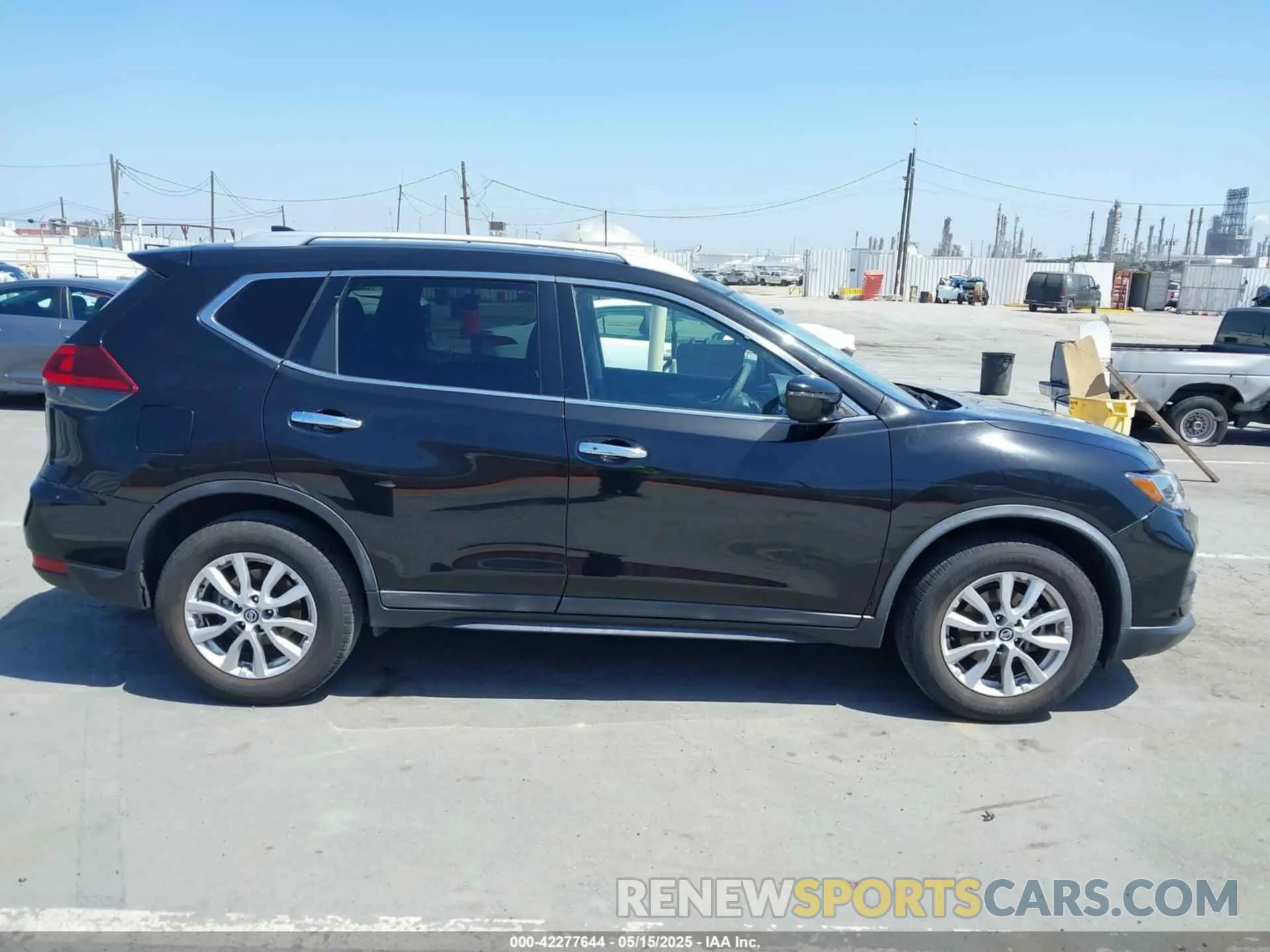 13 fotografías del automóvil dañado KNMAT2MT4LP526705 NISSAN ROGUE 2020