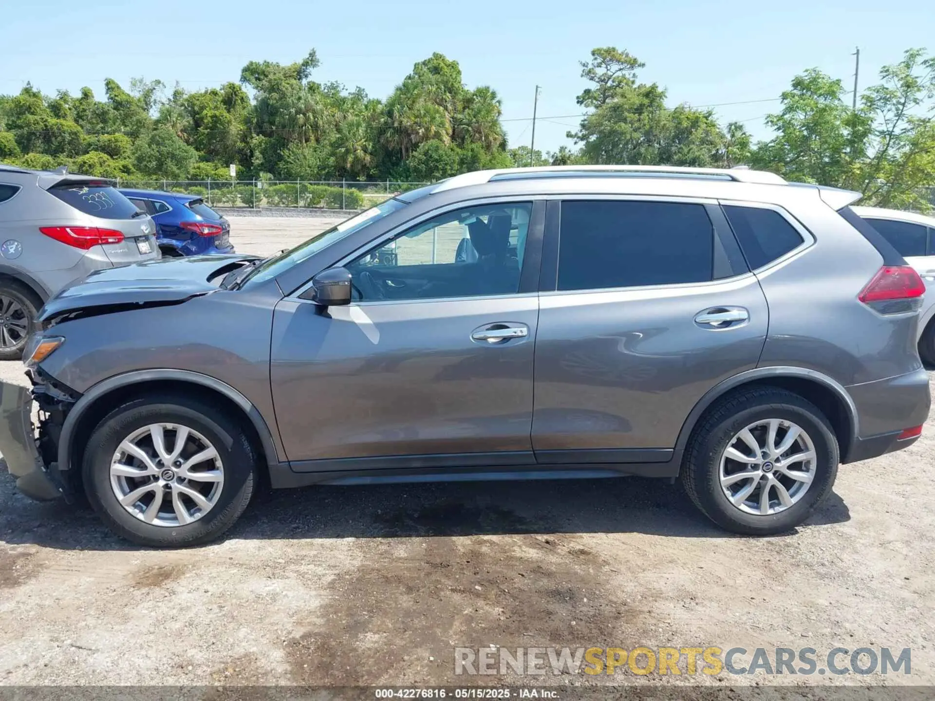 14 fotografías del automóvil dañado KNMAT2MT5LP514174 NISSAN ROGUE 2020