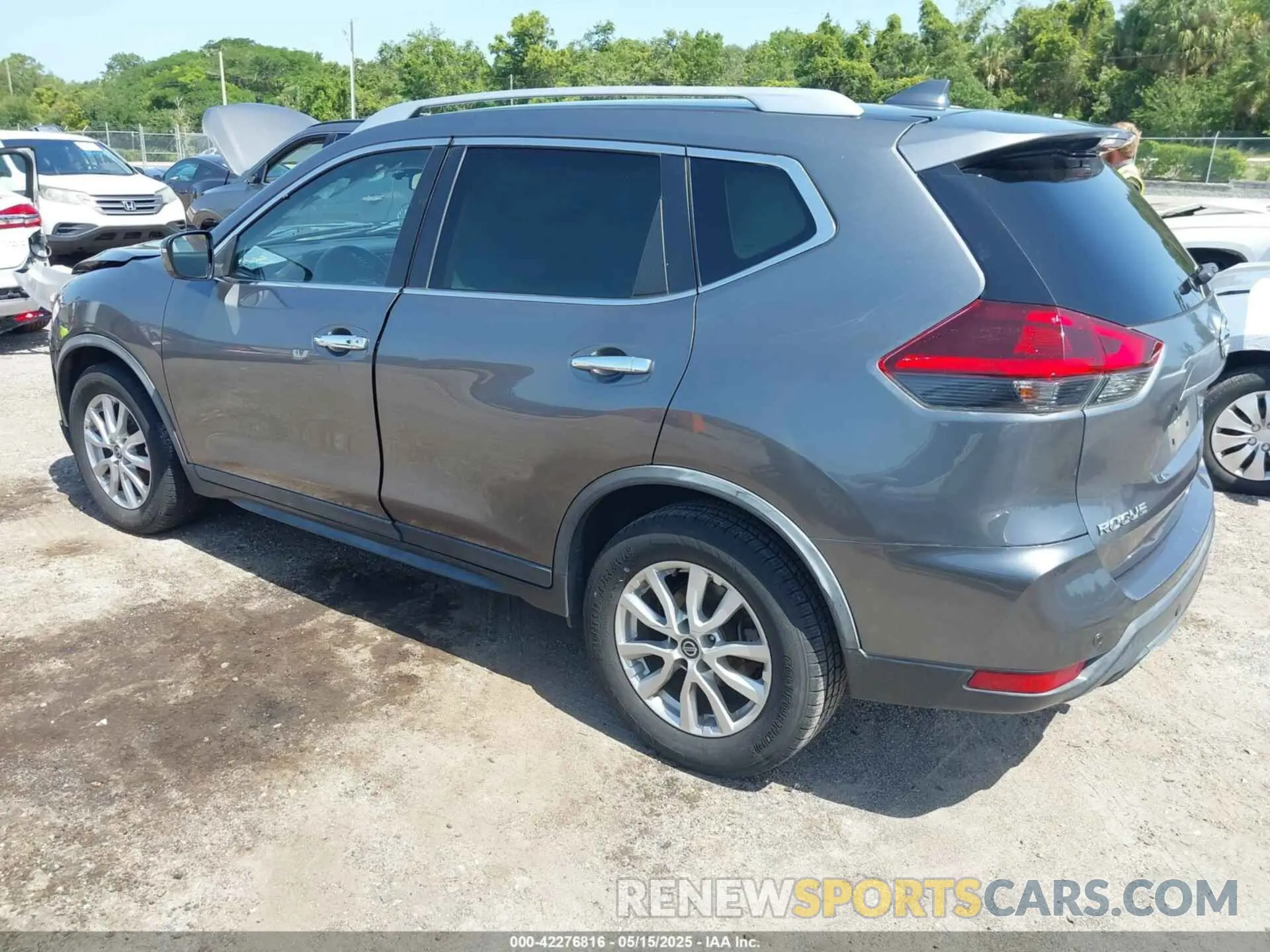 3 fotografías del automóvil dañado KNMAT2MT5LP514174 NISSAN ROGUE 2020