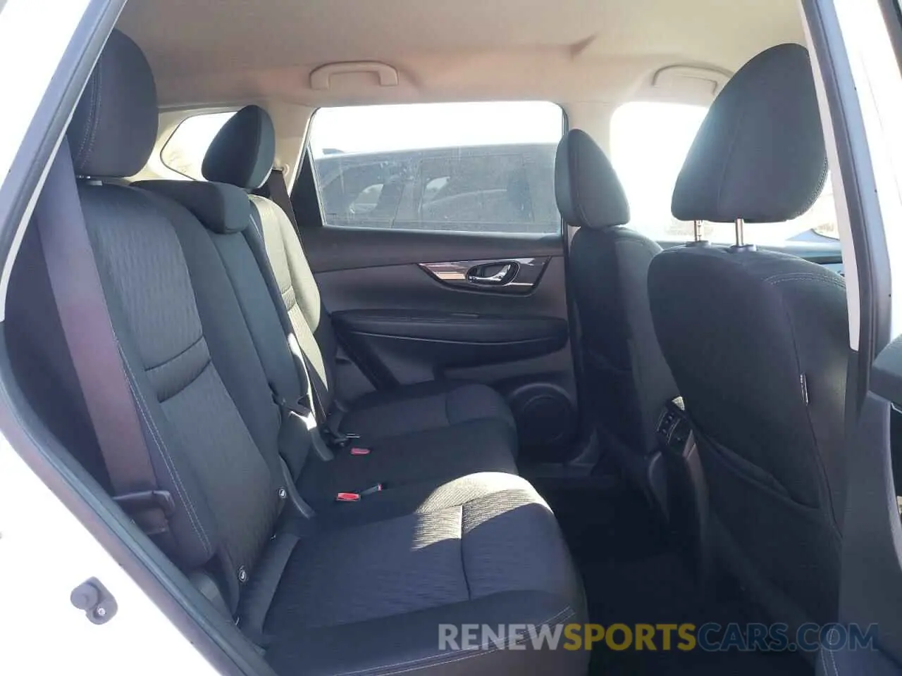 11 fotografías del automóvil dañado KNMAT2MT8LP507493 NISSAN ROGUE 2020