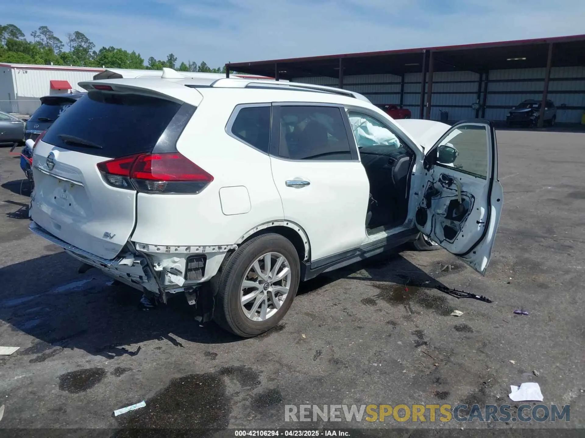 4 fotografías del automóvil dañado KNMAT2MT8LP524584 NISSAN ROGUE 2020