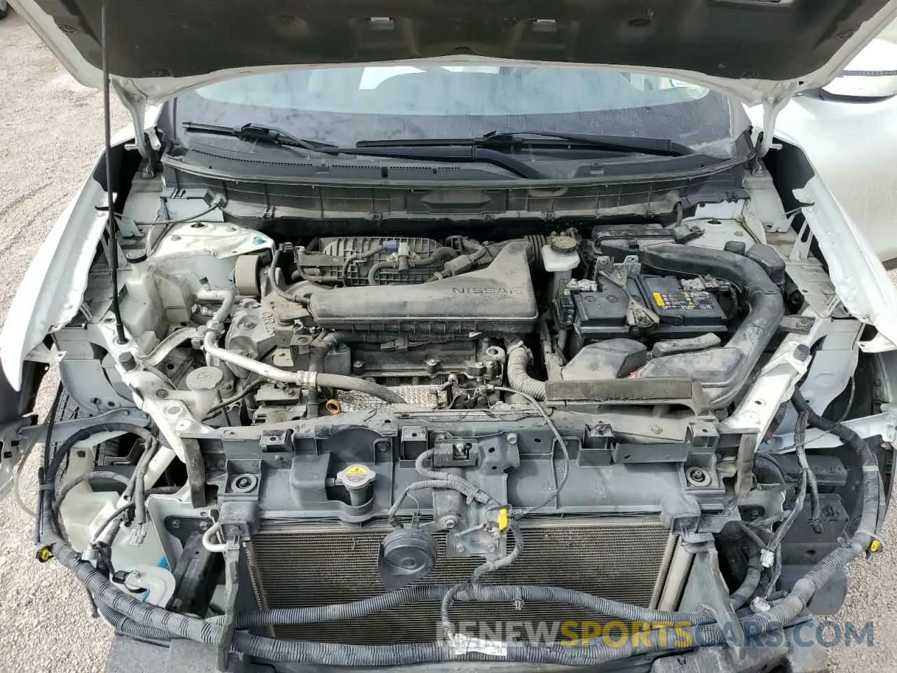 12 fotografías del automóvil dañado KNMAT2MT8LP534502 NISSAN ROGUE 2020