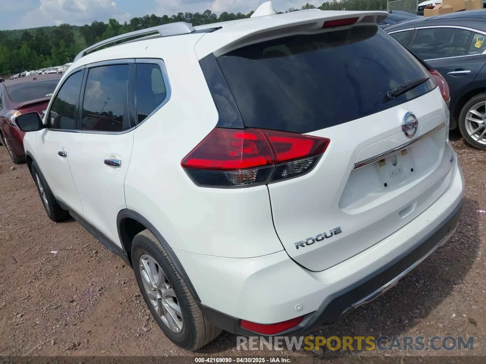 3 fotografías del automóvil dañado KNMAT2MT9LP507566 NISSAN ROGUE 2020