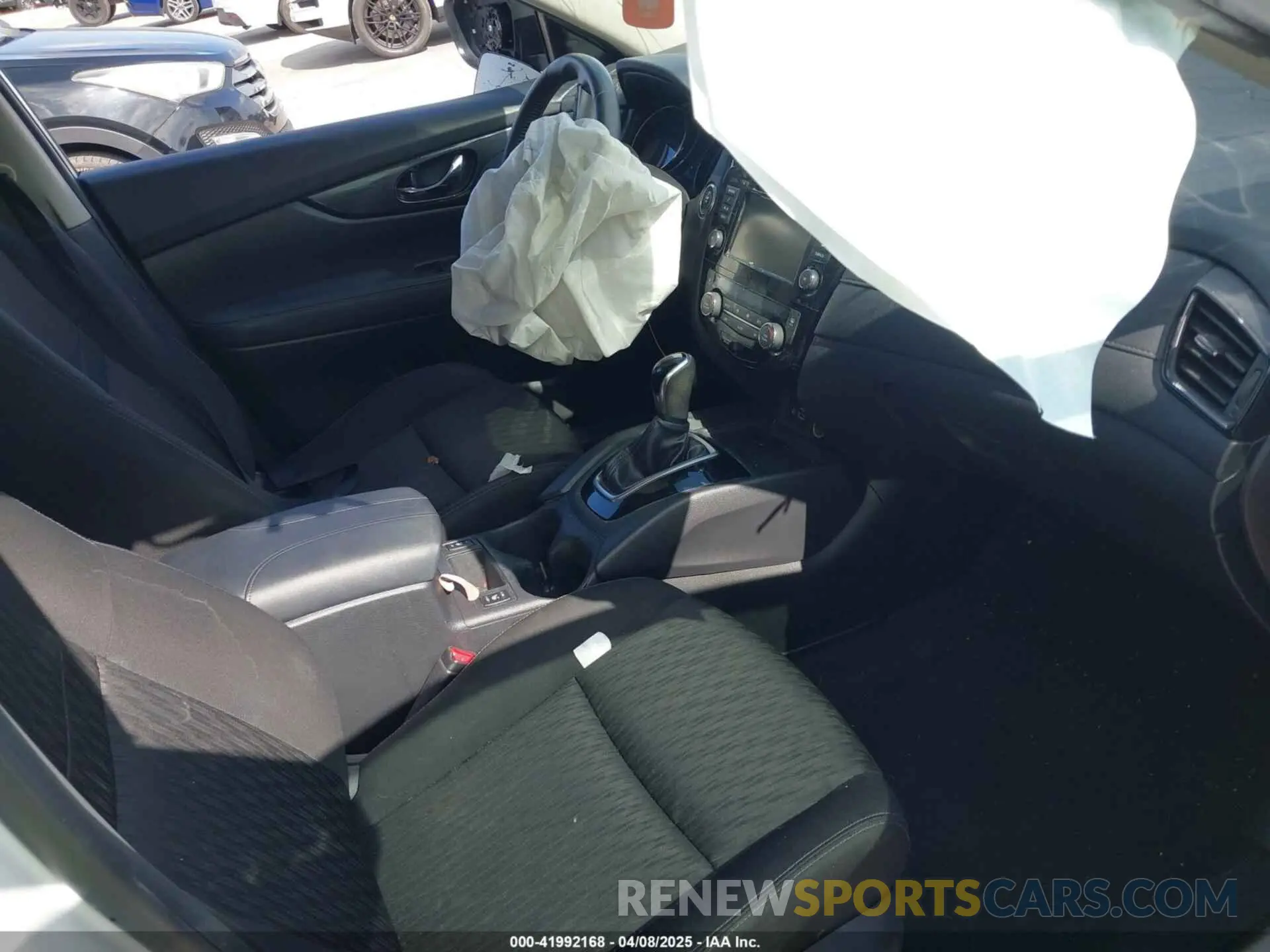 5 fotografías del automóvil dañado KNMAT2MTXLP519404 NISSAN ROGUE 2020