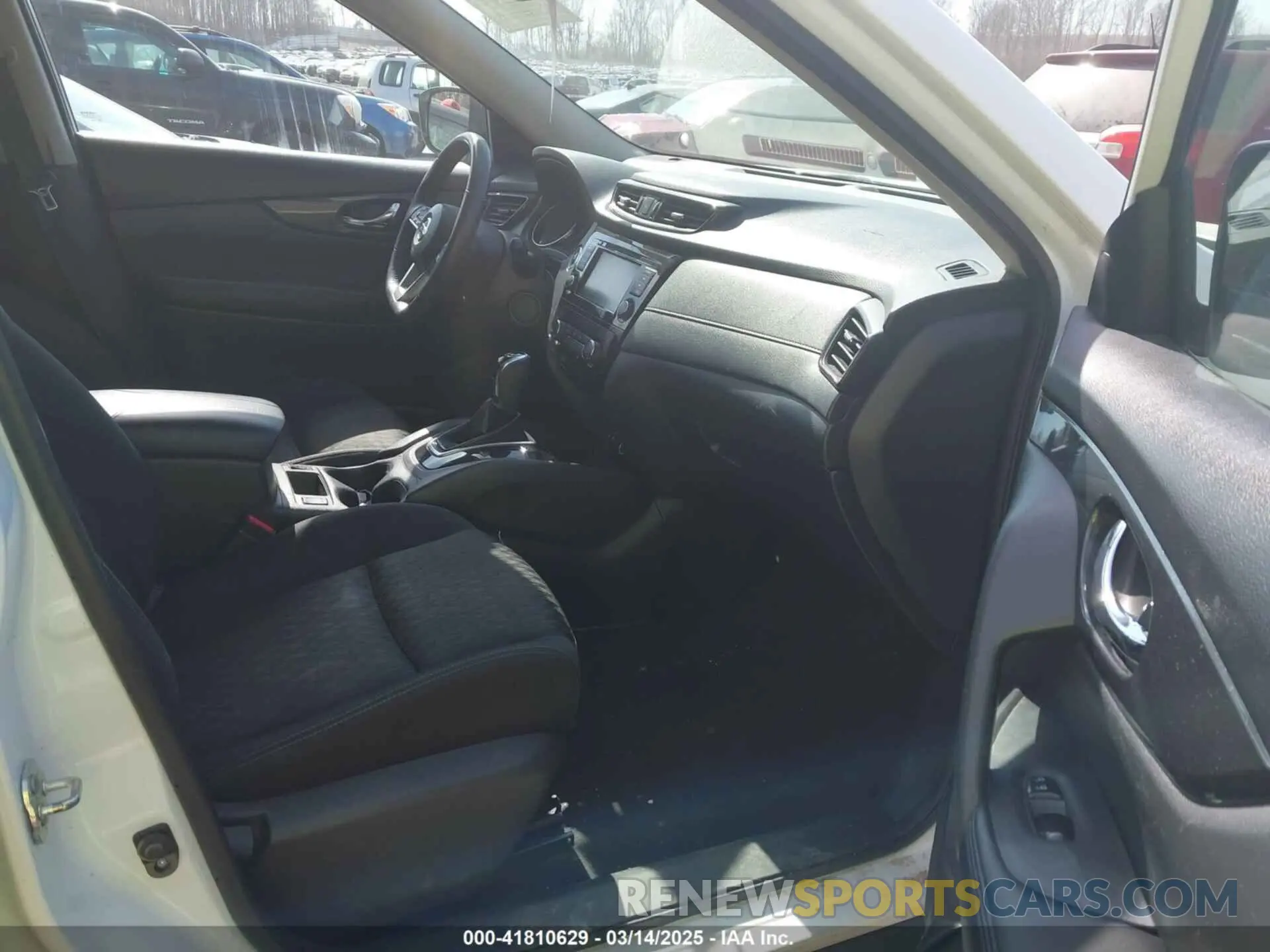 5 fotografías del automóvil dañado KNMAT2MV0LP511443 NISSAN ROGUE 2020