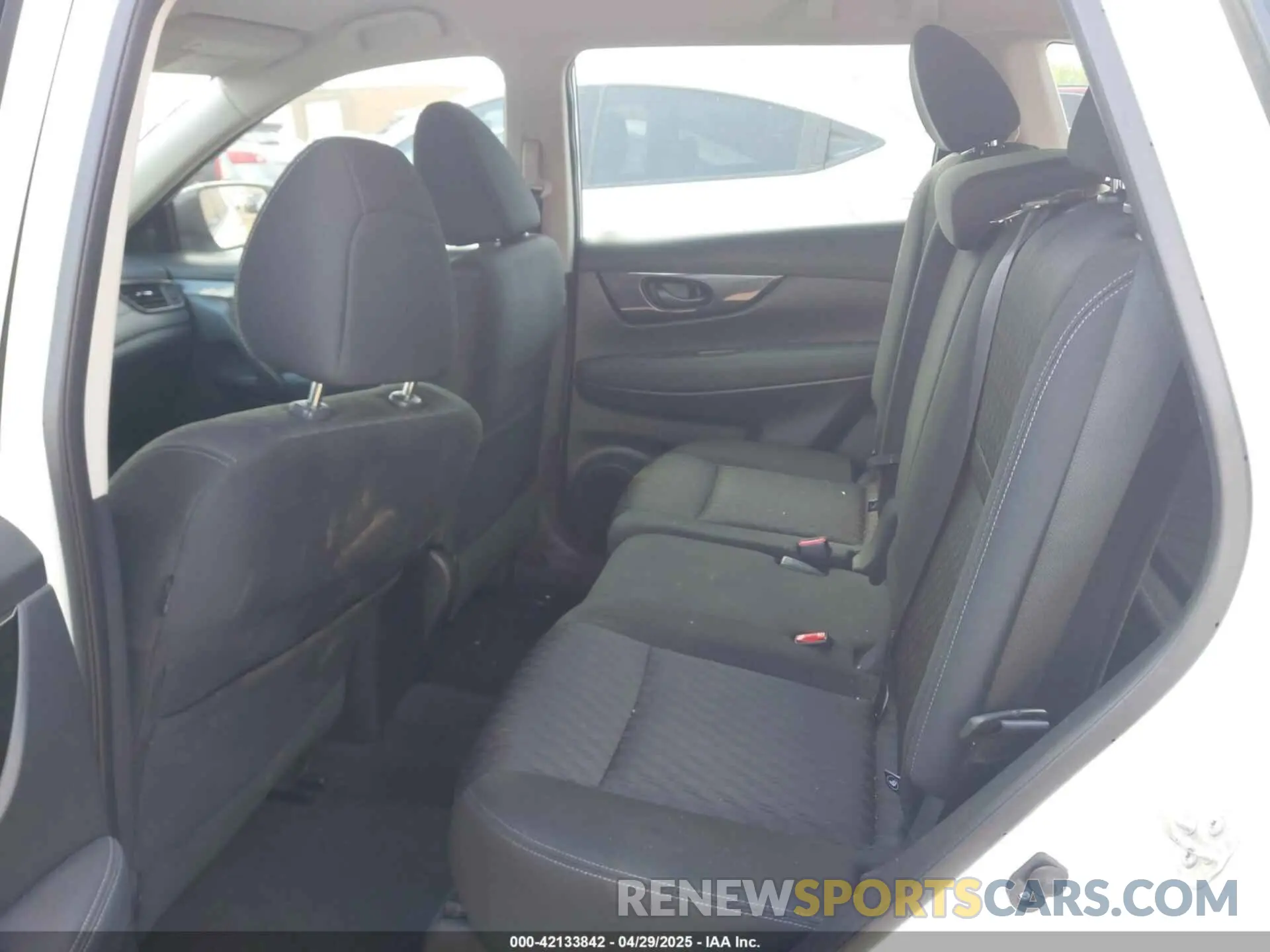 8 fotografías del automóvil dañado KNMAT2MV0LP521440 NISSAN ROGUE 2020