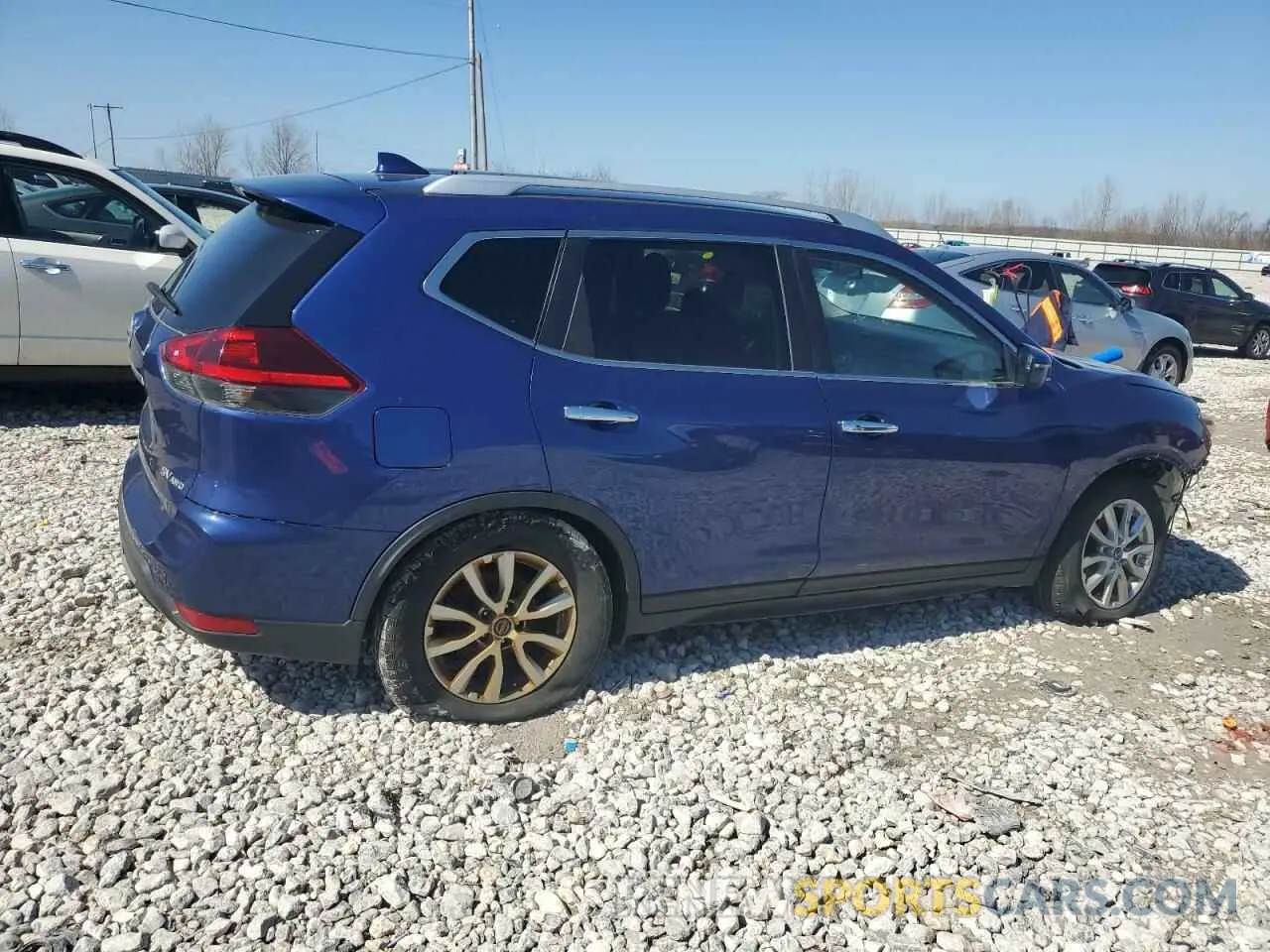 3 fotografías del automóvil dañado KNMAT2MV2LP525568 NISSAN ROGUE 2020