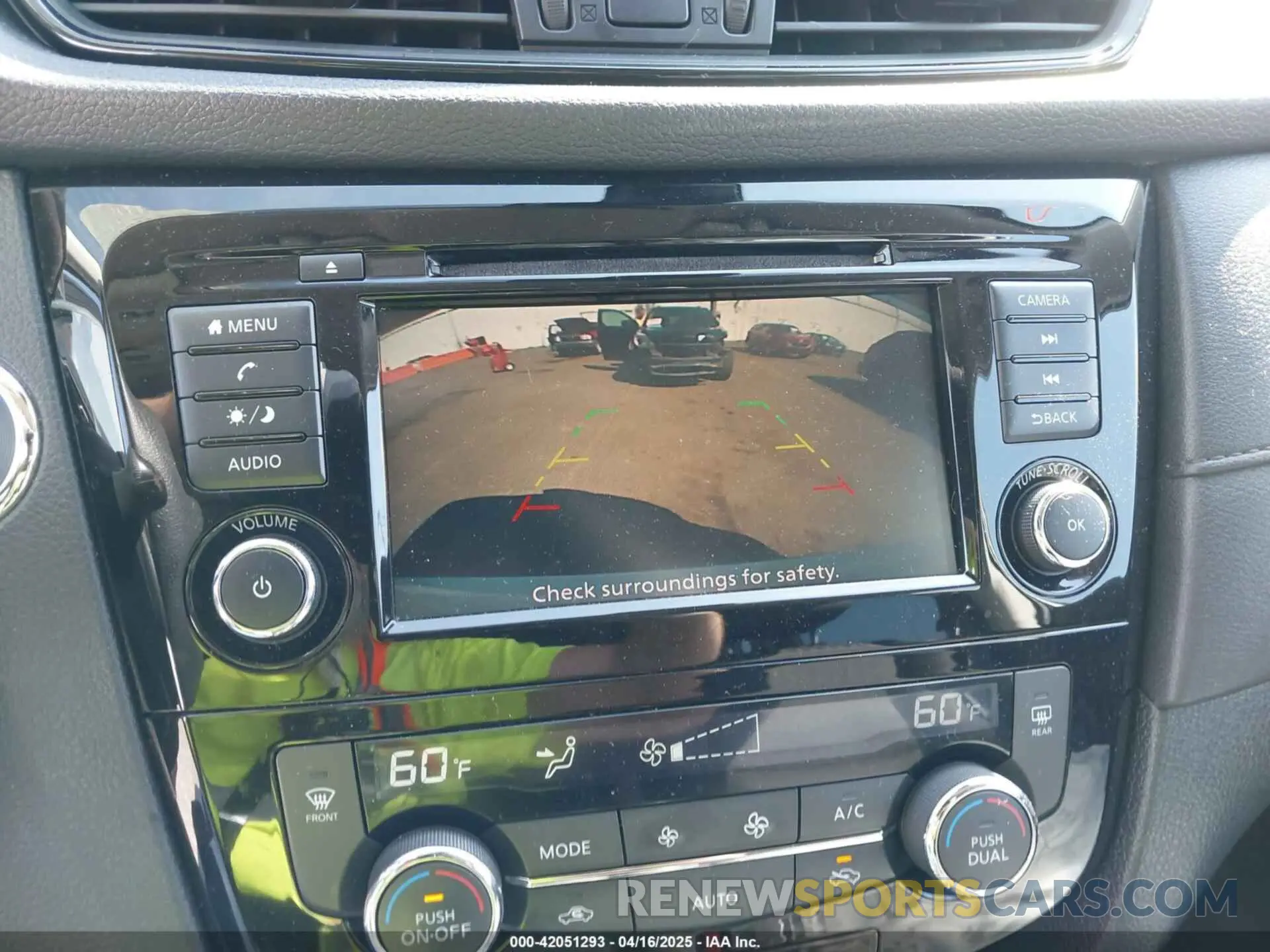 17 fotografías del automóvil dañado KNMAT2MV3LP506771 NISSAN ROGUE 2020