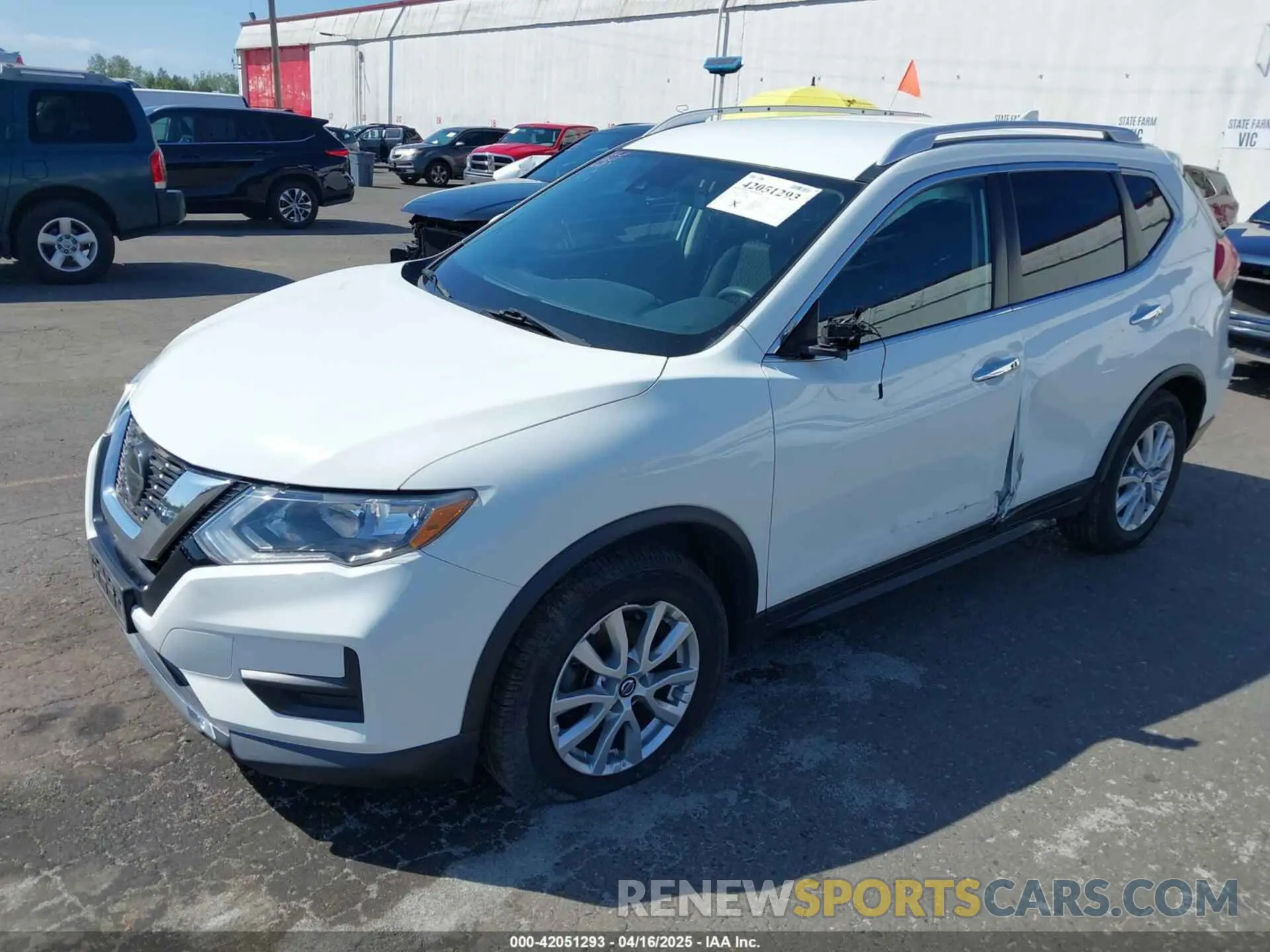 2 fotografías del automóvil dañado KNMAT2MV3LP506771 NISSAN ROGUE 2020