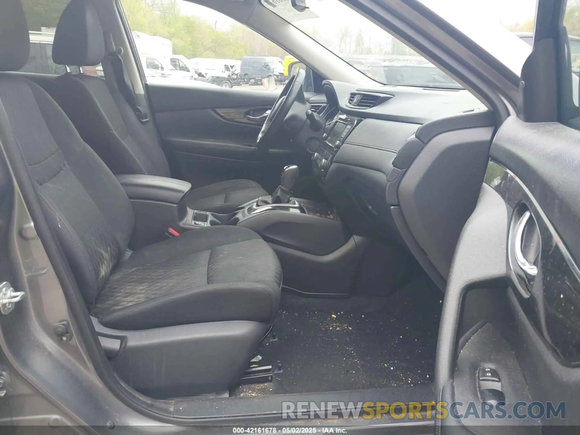 5 fotografías del automóvil dañado KNMAT2MV5LP505962 NISSAN ROGUE 2020