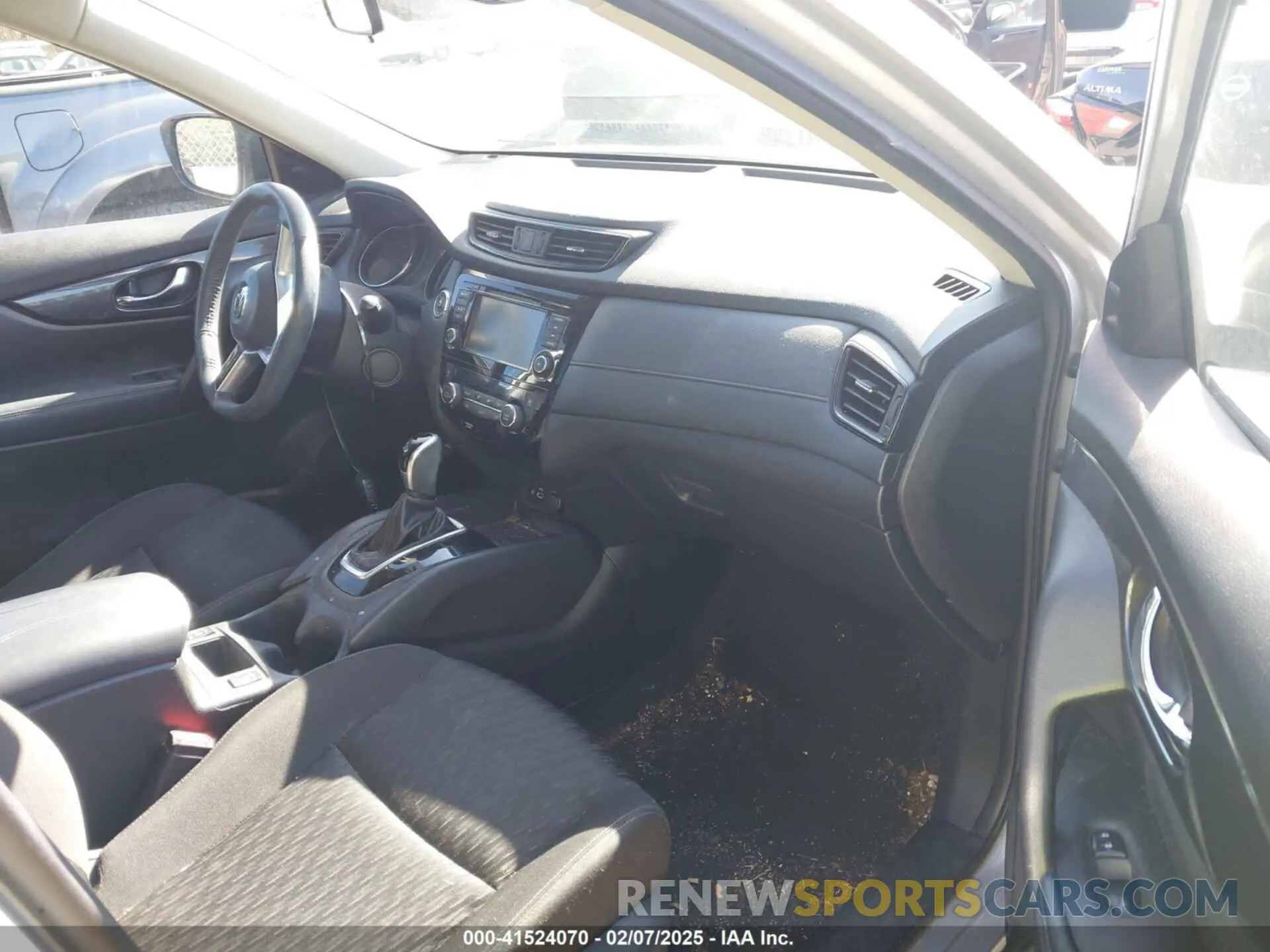 5 fotografías del automóvil dañado KNMAT2MV6LP502441 NISSAN ROGUE 2020