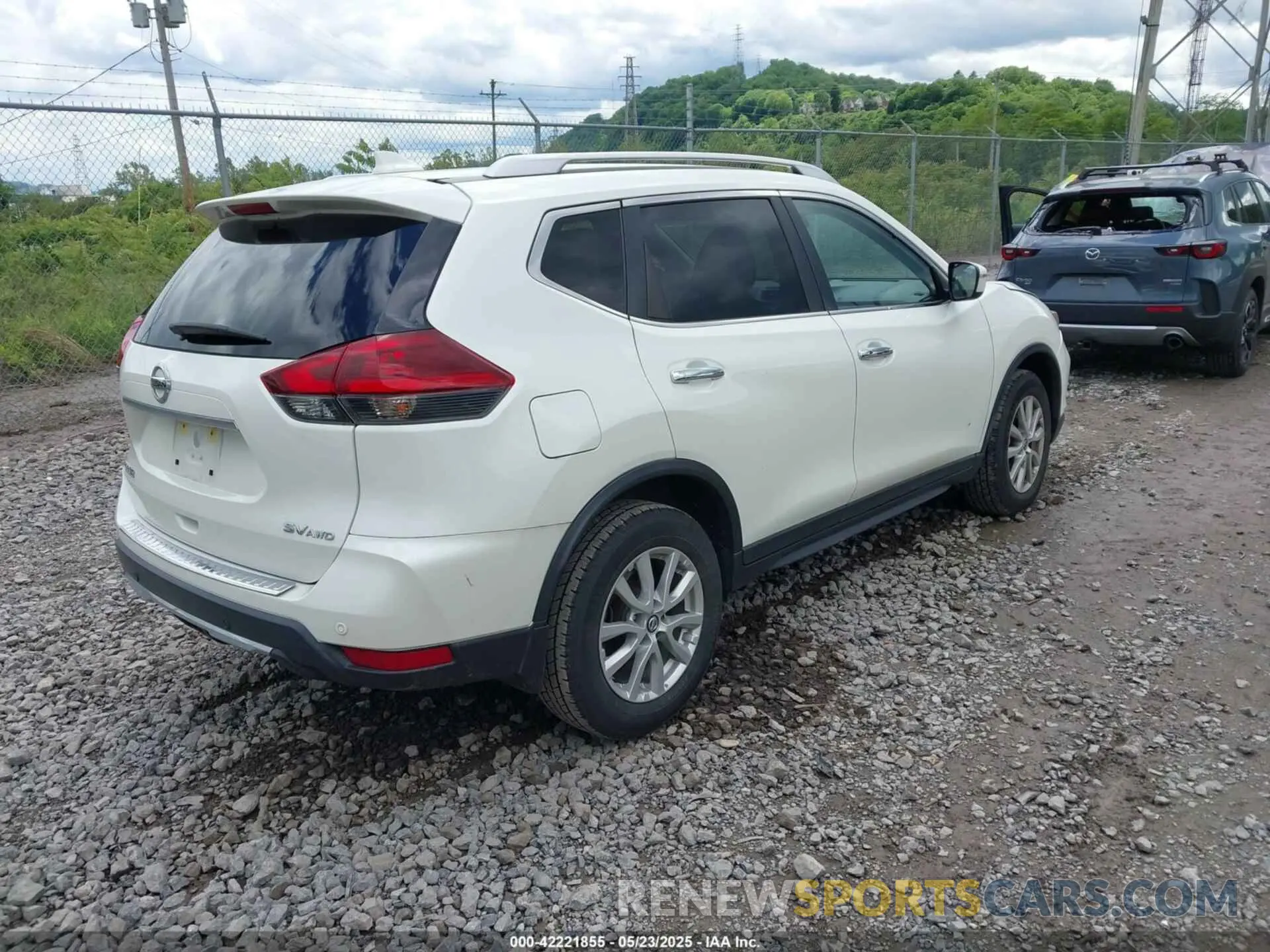 4 fotografías del automóvil dañado KNMAT2MV6LP532894 NISSAN ROGUE 2020