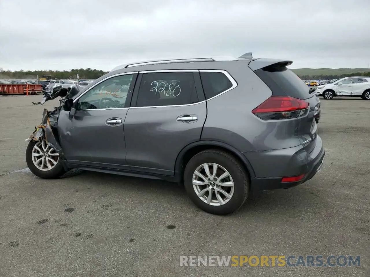 2 fotografías del automóvil dañado KNMAT2MV7LP528966 NISSAN ROGUE 2020