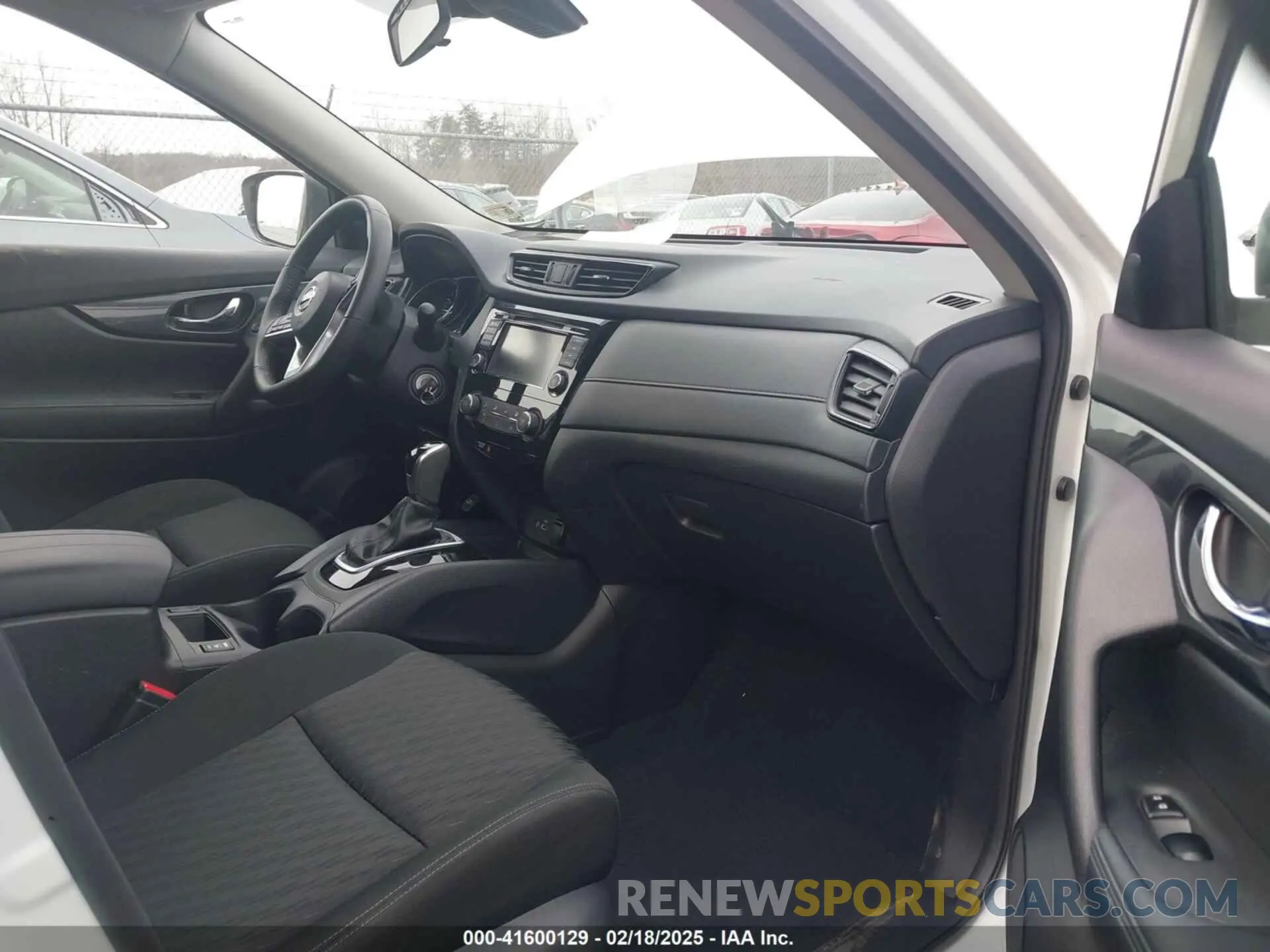 5 fotografías del automóvil dañado KNMAT2MV8LP504076 NISSAN ROGUE 2020