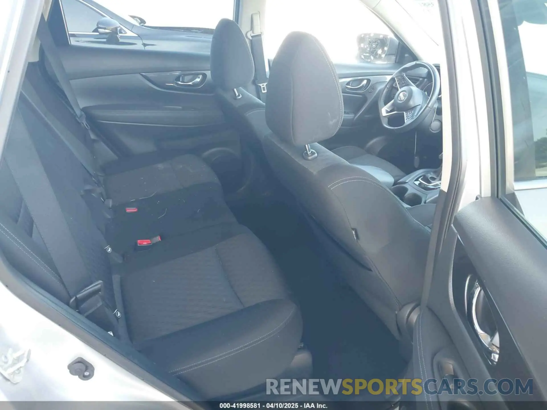 8 fotografías del automóvil dañado KNMAT2MV8LP512680 NISSAN ROGUE 2020