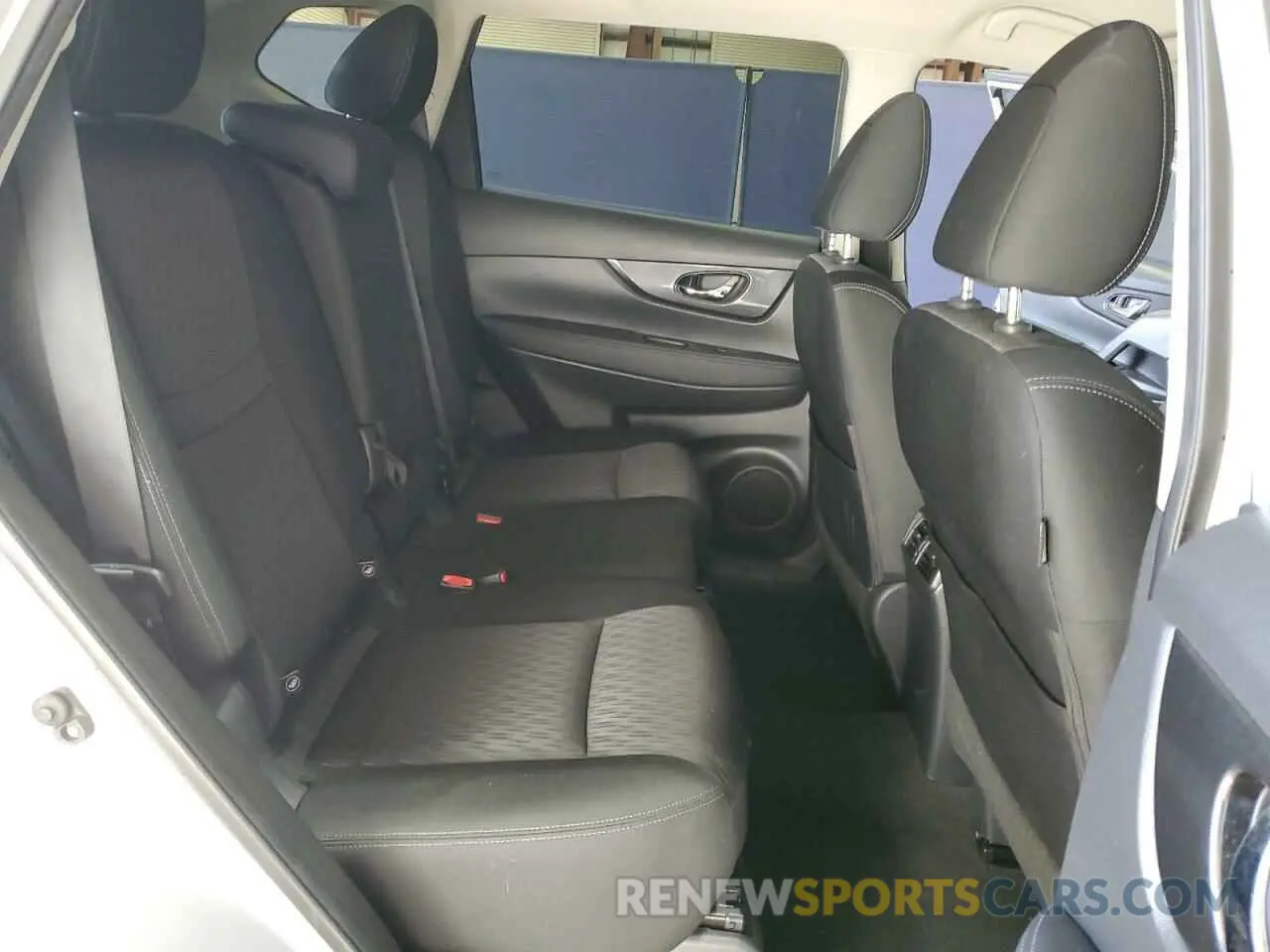 11 fotografías del automóvil dañado KNMAT2MV8LP522898 NISSAN ROGUE 2020