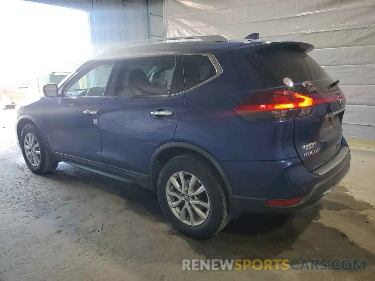2 fotografías del automóvil dañado KNMAT2MV9LP531738 NISSAN ROGUE 2020