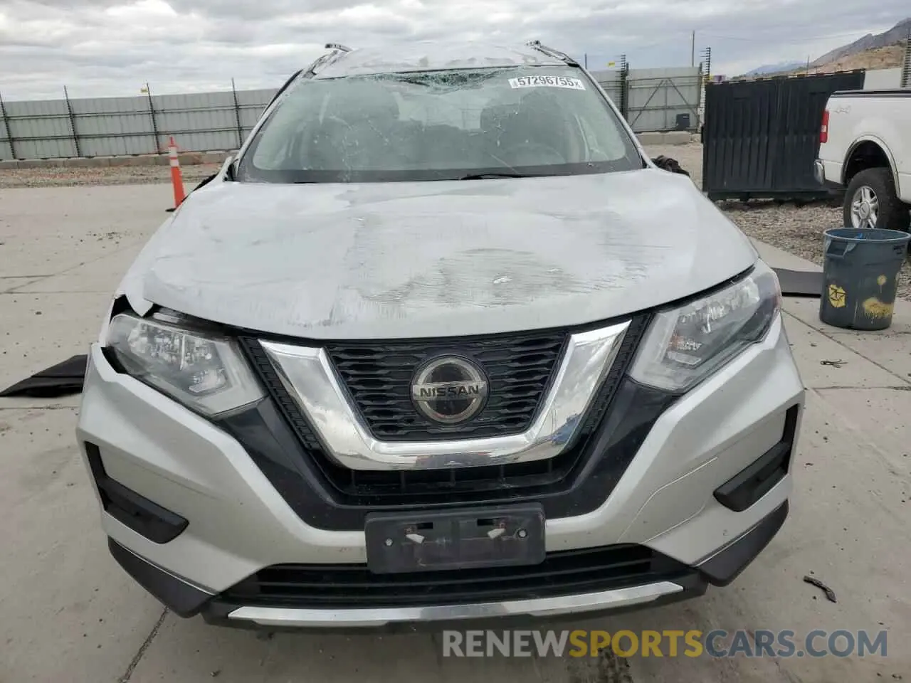 5 fotografías del automóvil dañado KNMAT2MVXLP511675 NISSAN ROGUE 2020