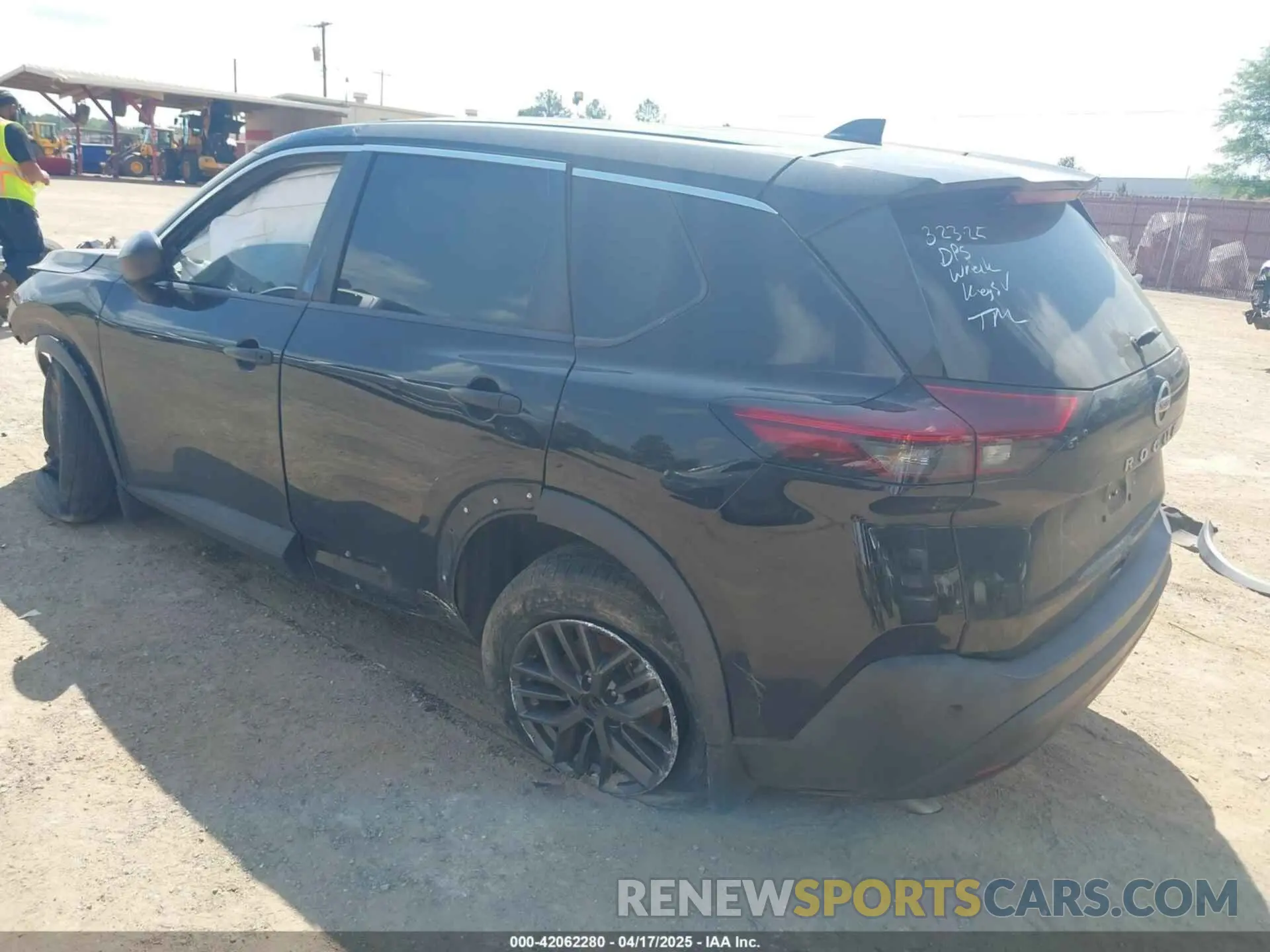 3 fotografías del automóvil dañado 5N1AT3AA8MC679939 NISSAN ROGUE 2021