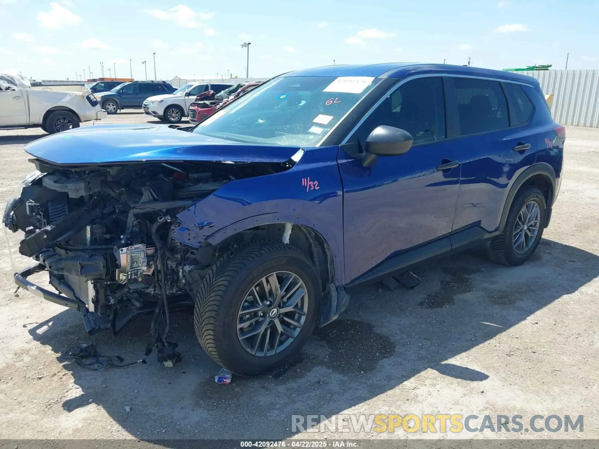 2 fotografías del automóvil dañado 5N1AT3AA9MC683594 NISSAN ROGUE 2021