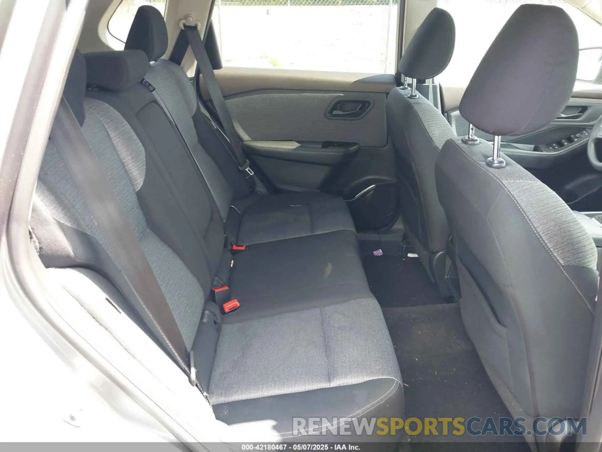 8 fotografías del automóvil dañado 5N1AT3AB2MC688421 NISSAN ROGUE 2021