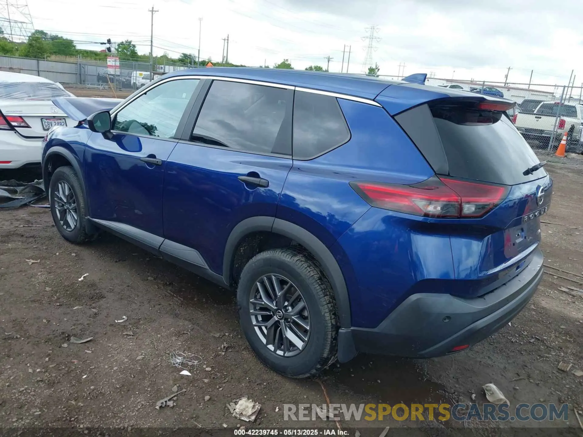 3 fotografías del automóvil dañado 5N1AT3AB9MC750235 NISSAN ROGUE 2021