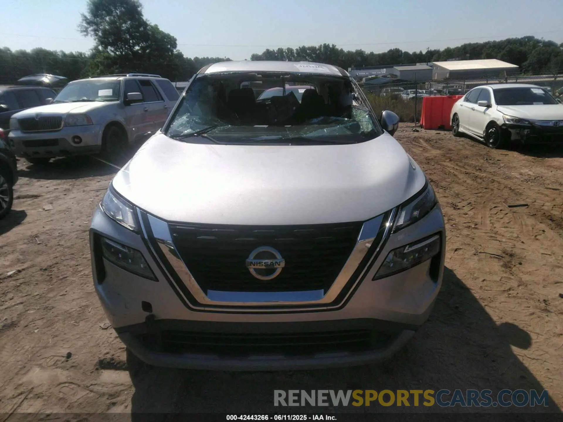 11 fotografías del automóvil dañado 5N1AT3BA0MC709062 NISSAN ROGUE 2021