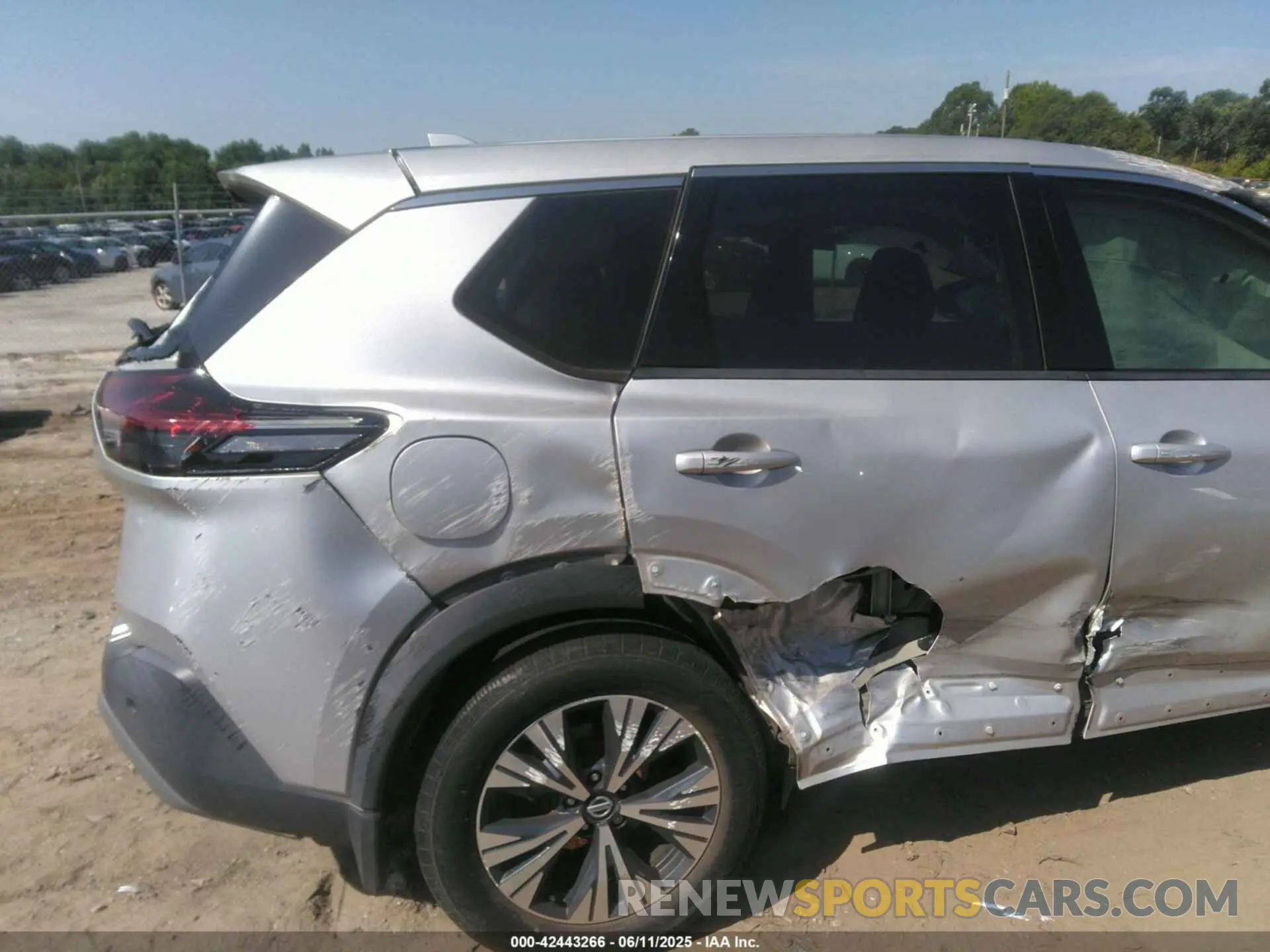 6 fotografías del automóvil dañado 5N1AT3BA0MC709062 NISSAN ROGUE 2021