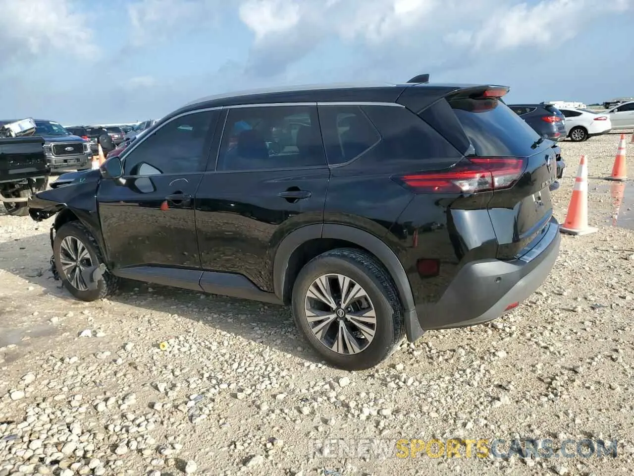 2 fotografías del automóvil dañado 5N1AT3BA1MC725299 NISSAN ROGUE 2021