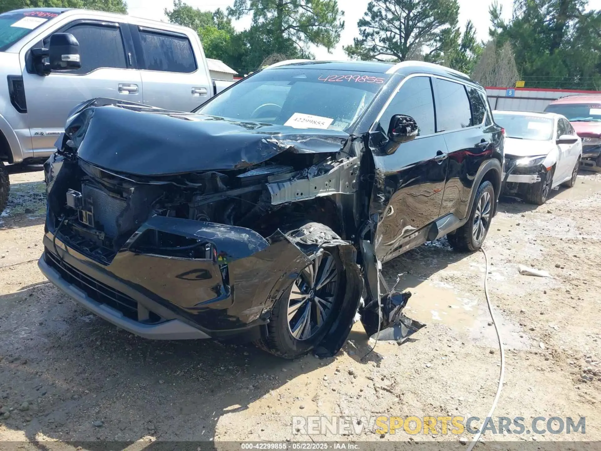 2 fotografías del automóvil dañado 5N1AT3BA1MC816590 NISSAN ROGUE 2021