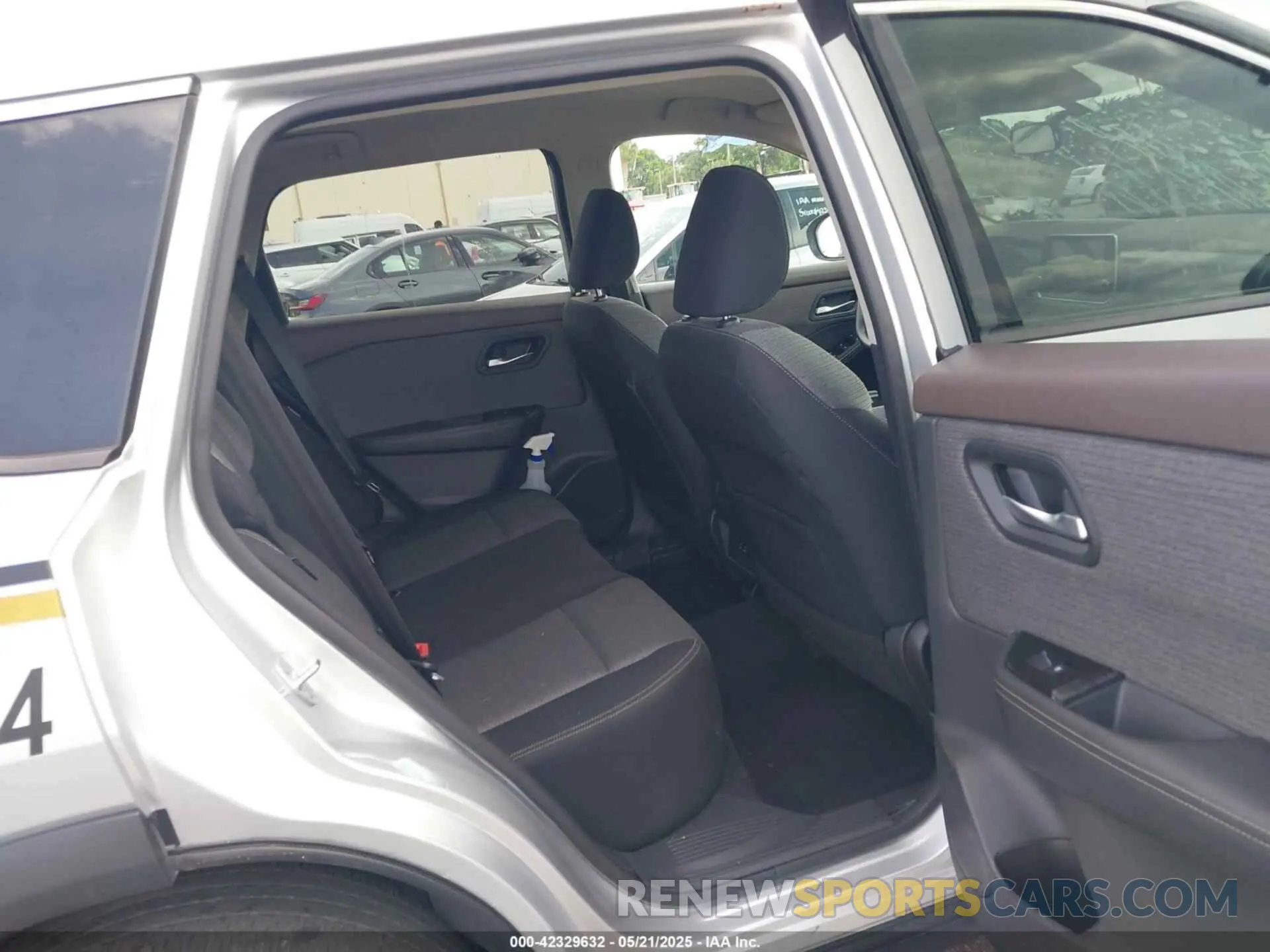 8 fotografías del automóvil dañado 5N1AT3BA2MC818462 NISSAN ROGUE 2021