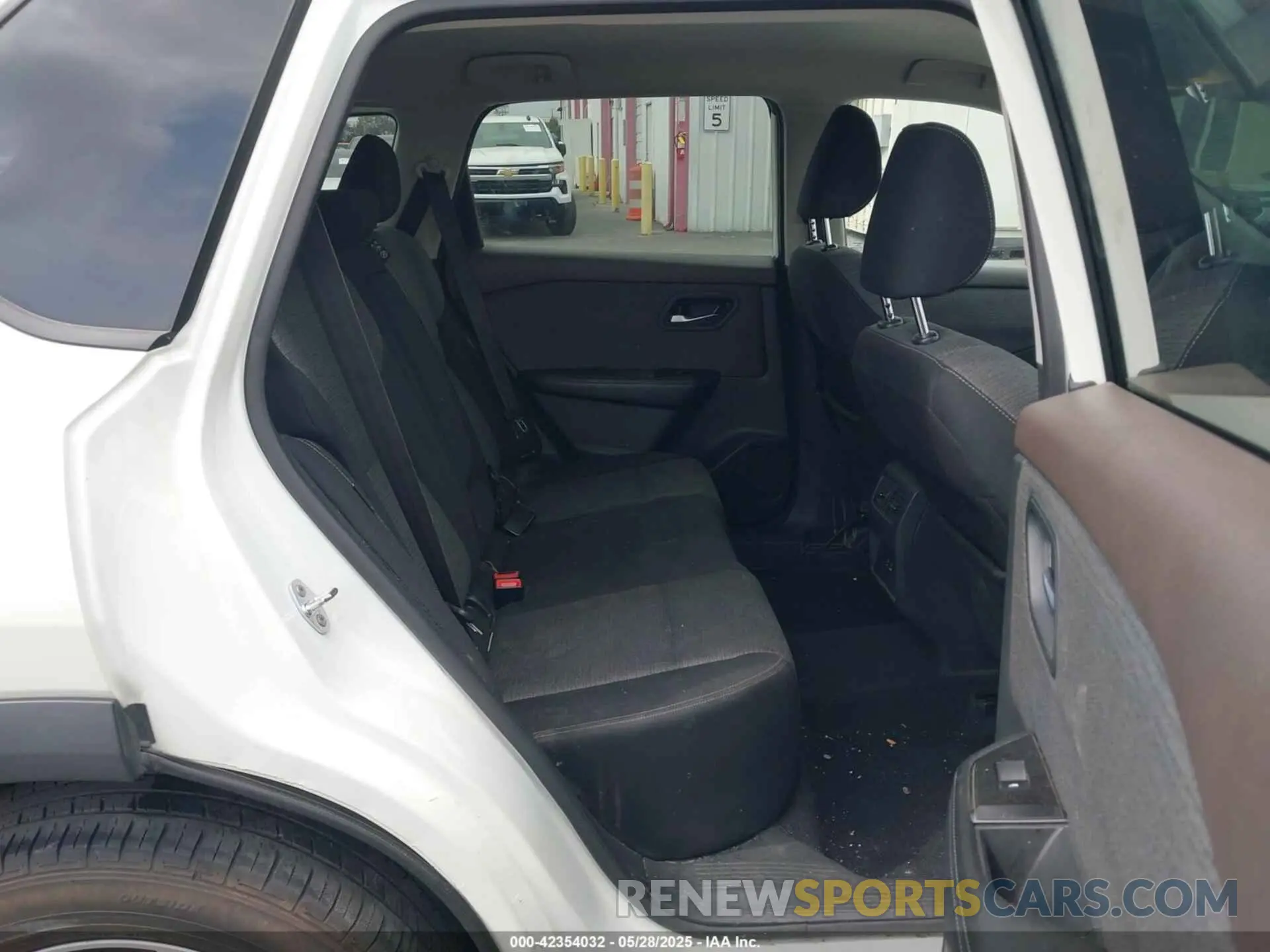8 fotografías del automóvil dañado 5N1AT3BA3MC777081 NISSAN ROGUE 2021