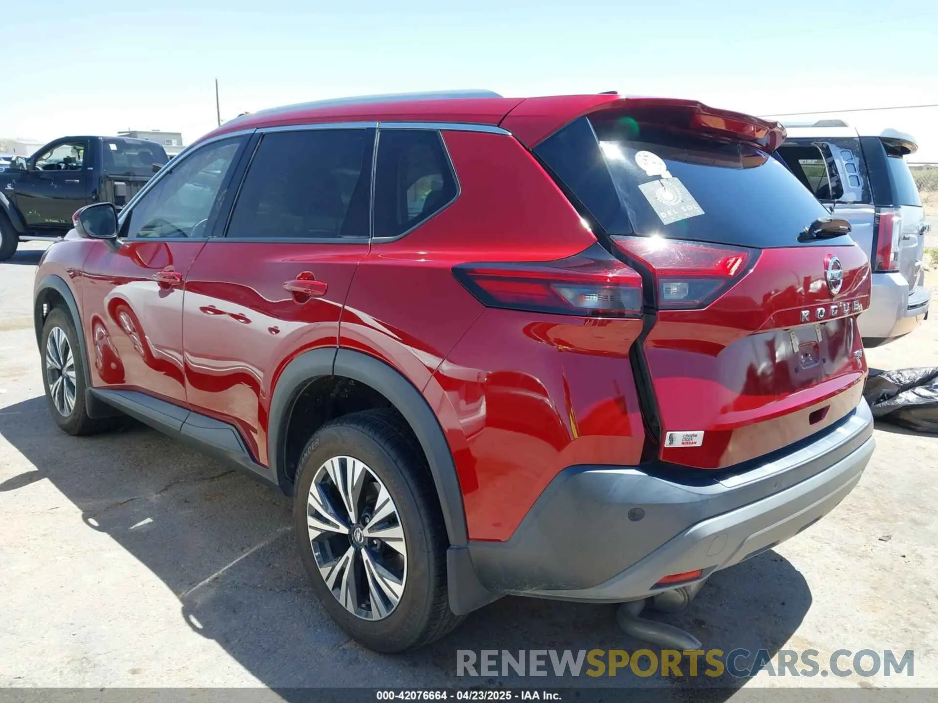 3 fotografías del automóvil dañado 5N1AT3BA4MC679774 NISSAN ROGUE 2021