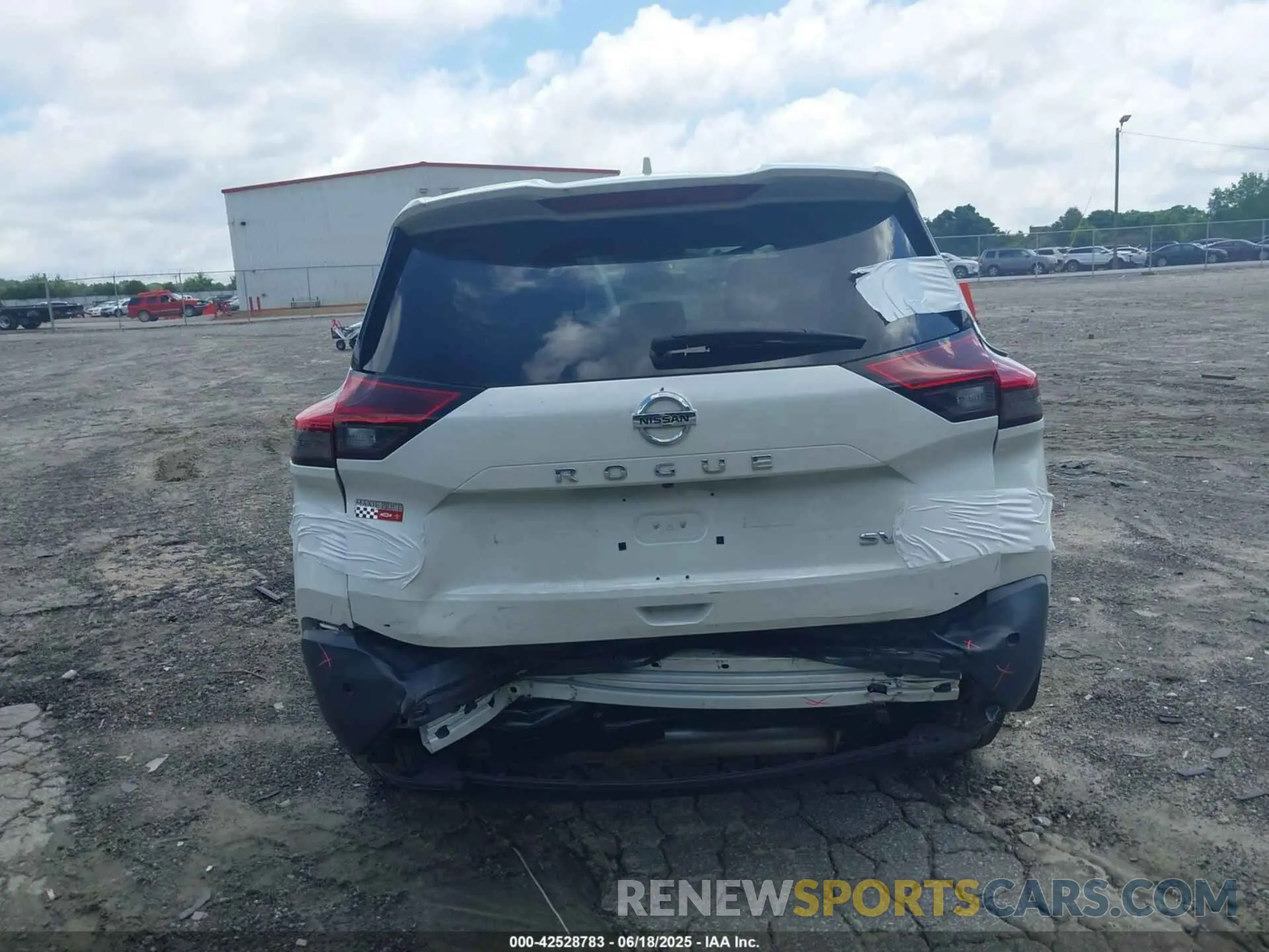 16 fotografías del automóvil dañado 5N1AT3BA4MC695263 NISSAN ROGUE 2021