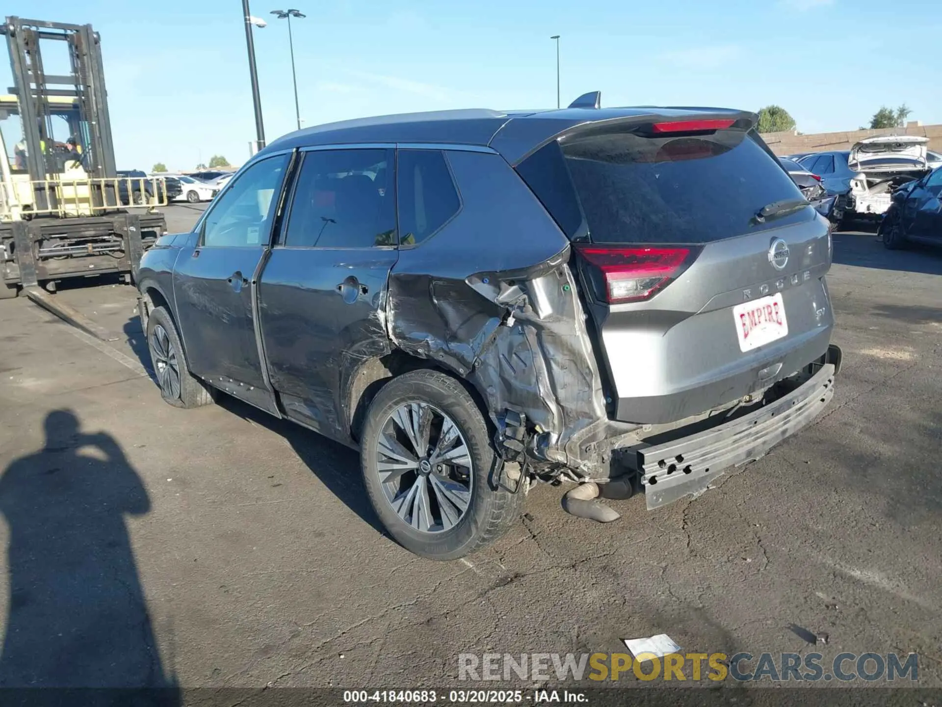 3 fotografías del automóvil dañado 5N1AT3BA5MC766020 NISSAN ROGUE 2021